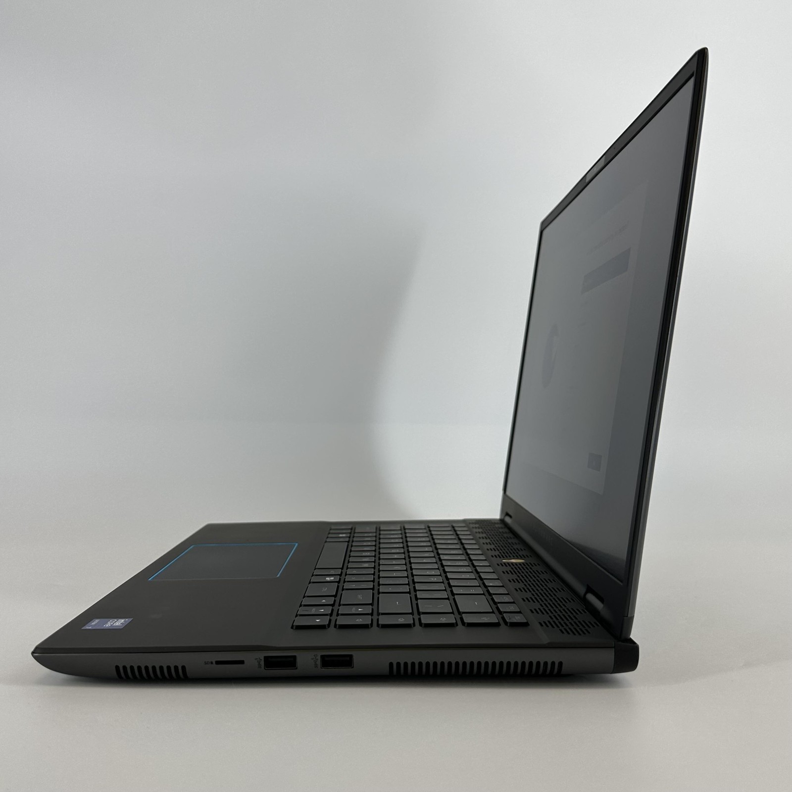 Dell Alienware M16 R2 16 QHD+ 1.4GHz Ultra 7 155H 16GB 1TB RTX 4070 Loose Hinge