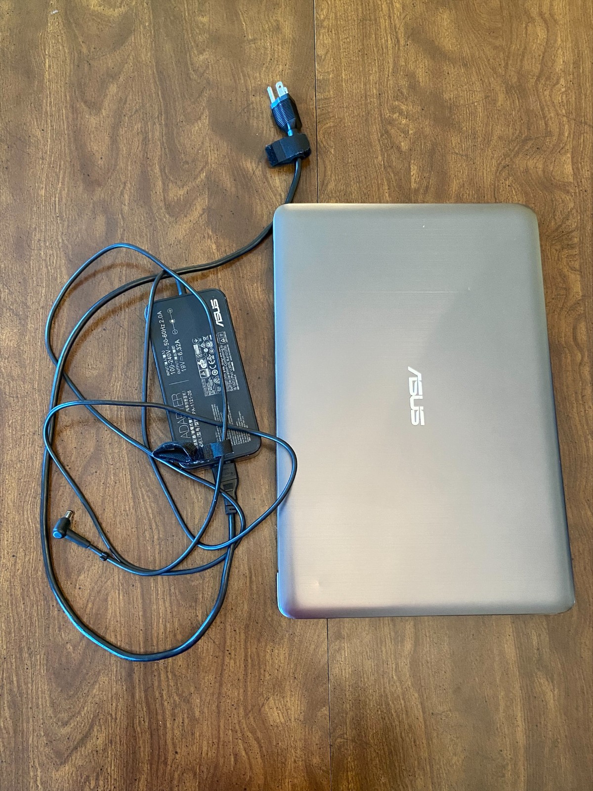 ASUS K501UW-AB78 15.6-inch Gaming Laptop, Intel i7-6500U, GTX960M