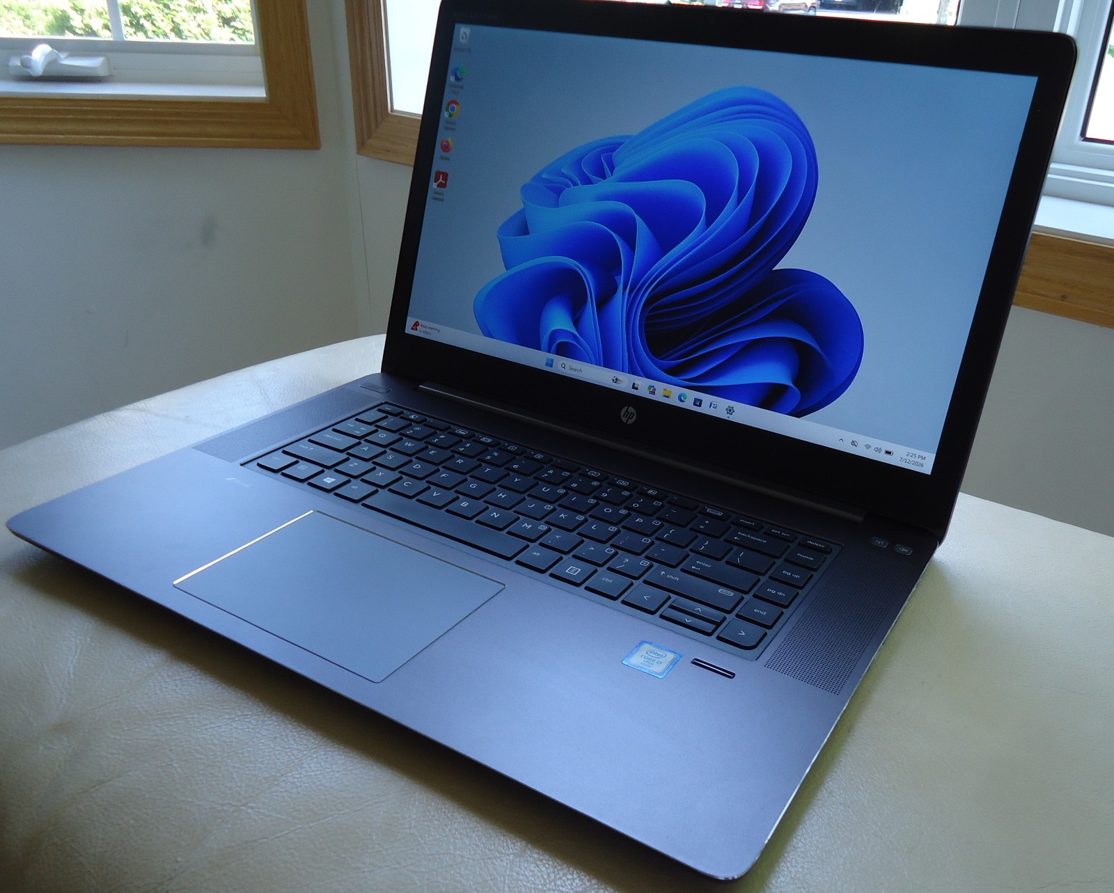 HP ZBook Studio G3 15″ i7-6820HQ 2.70GHz 8GB 128GB Windows 11 NVIDIA Quadro