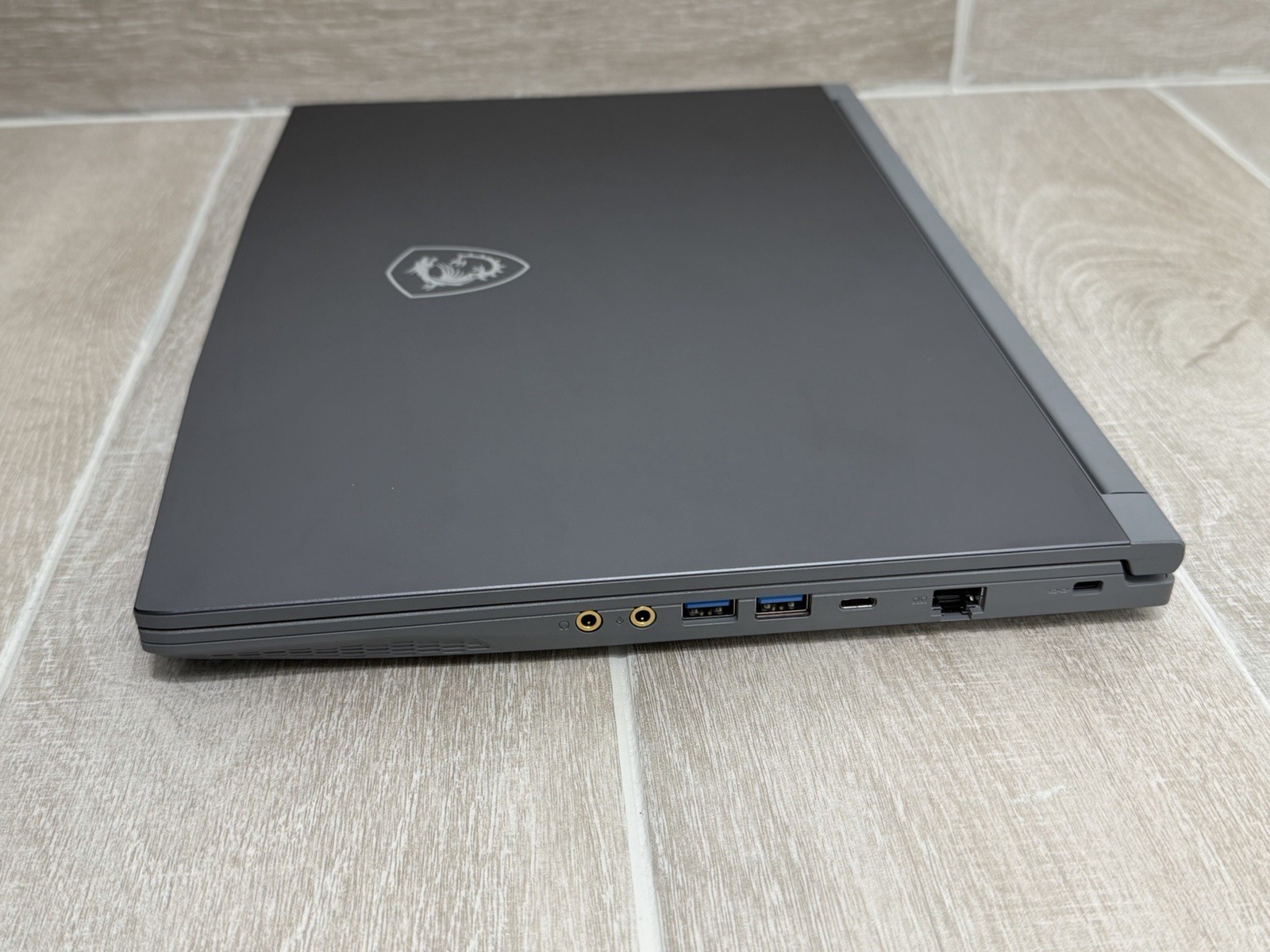 MSI Thin A15 15.6″ AMD Ryzen 5 7535HS GeForce RTX 3050 8GB RAM 512GB NVMe Win-11
