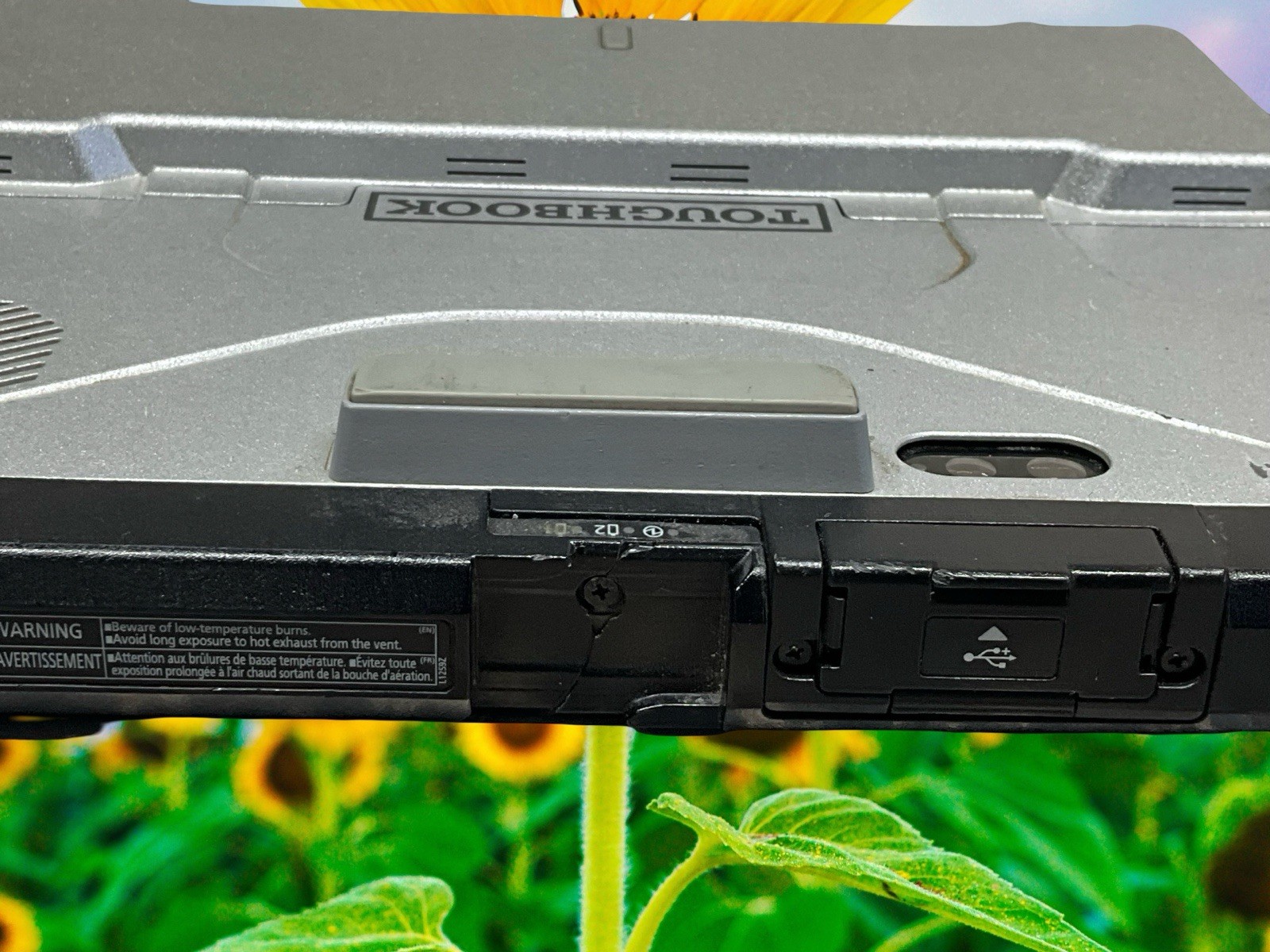 Panasonic Toughbook CF-33 i5-6TH GEN 2.4GHz 8GB RAM TOUCH