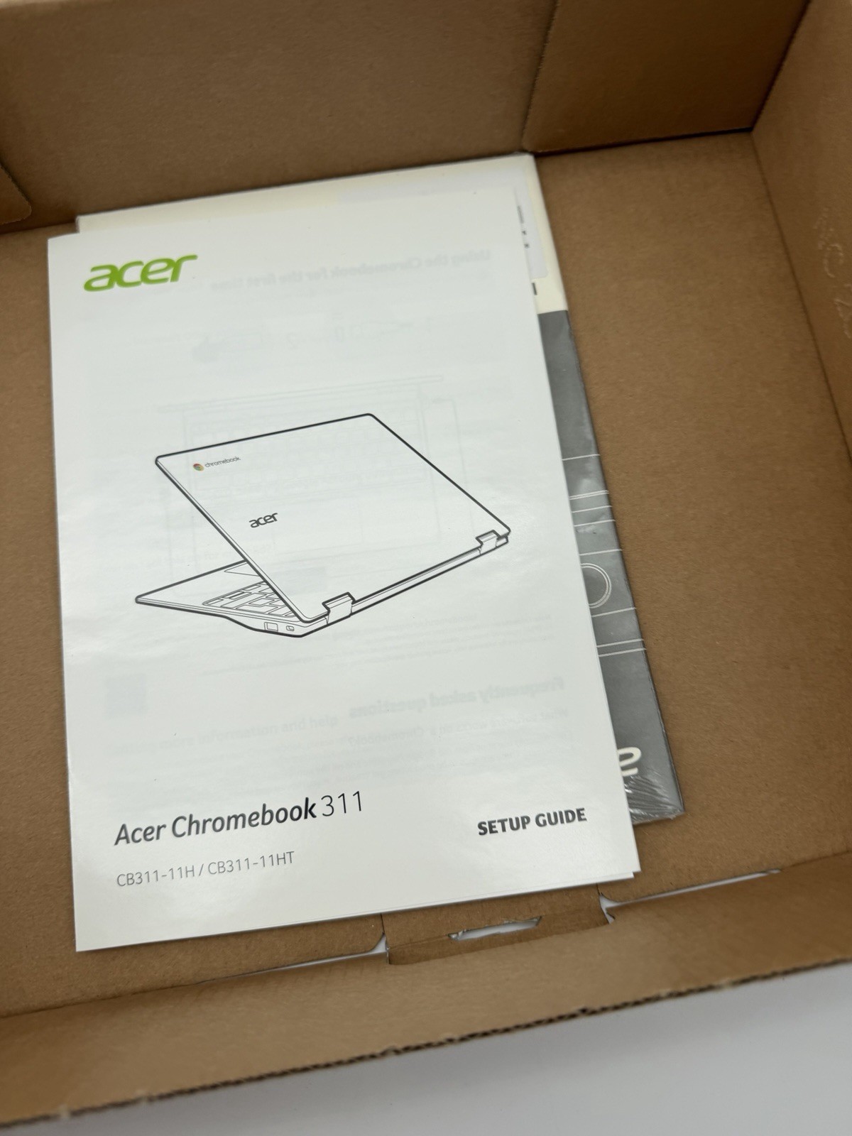 Acer chrome book CB311-11H- KO4N Pure silver Model-N19Q10