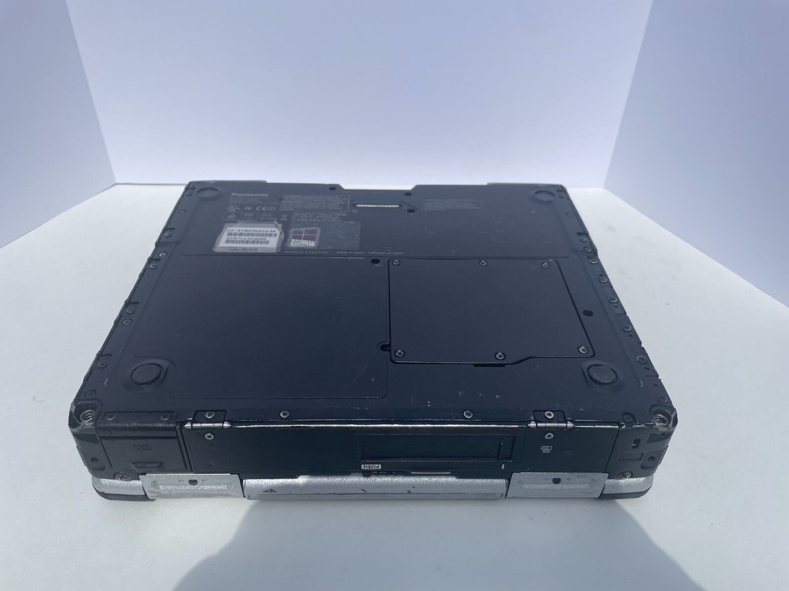 Panasonic Toughbook Cf-31 MK4 i5 27.GHz 16GB 240GB SSD 4G NON-TOUCH Windows 11