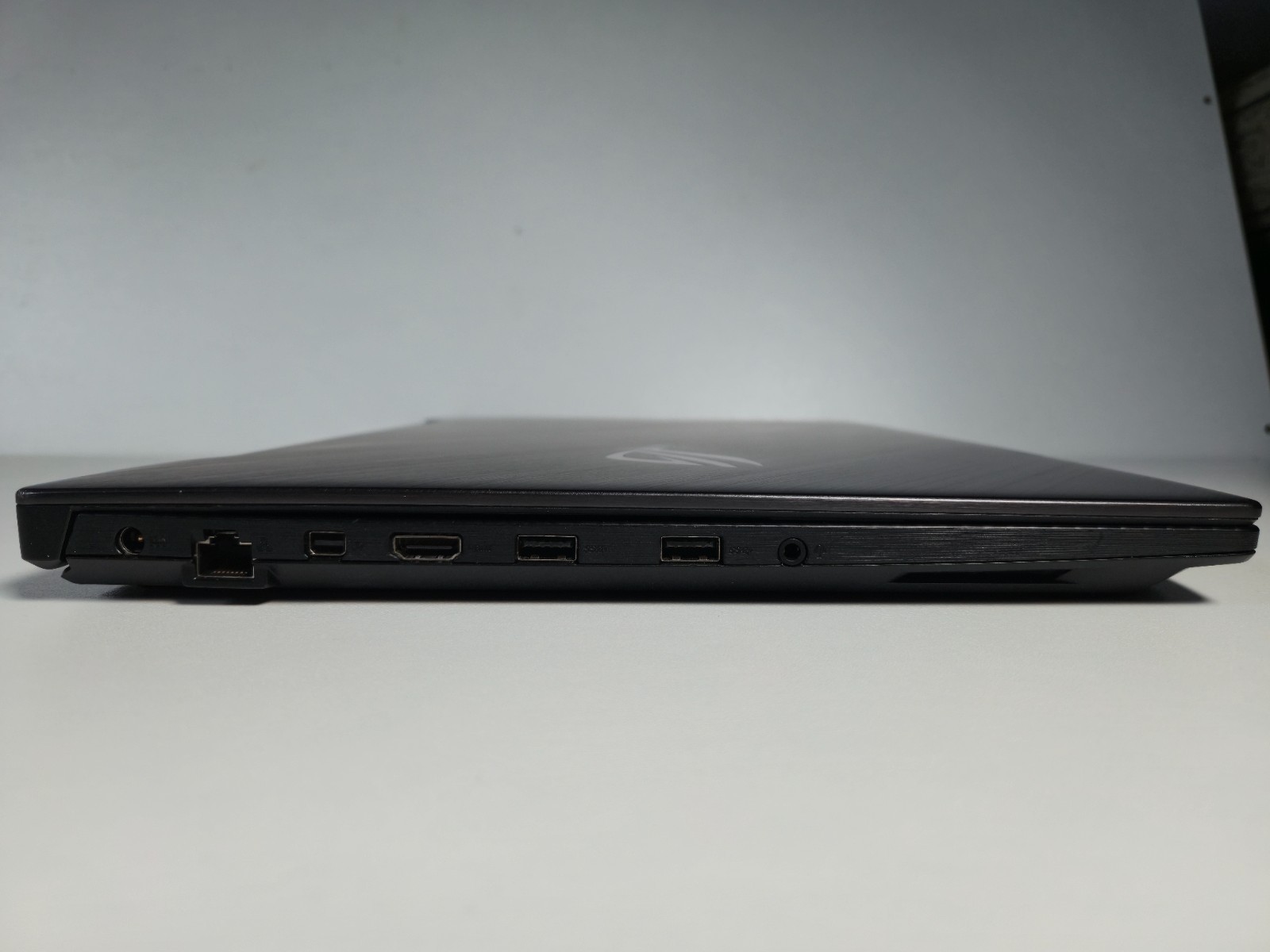 ASUS ROG Strix GL703GE 17.3 120Hz i7-8750H GTX 1050Ti 32GB RAM 4TB Win11 AS-IS