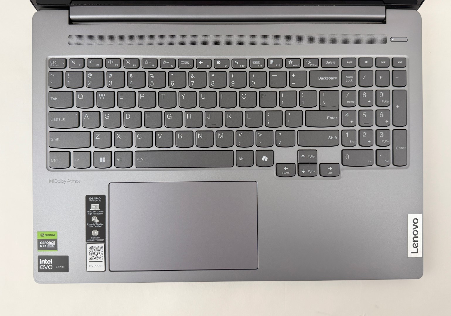 Lenovo IdeaPad Pro 5i 16″ 2048×1280 OLED Touch Ultra 9 185H 32GB 1TB 4050 Dent