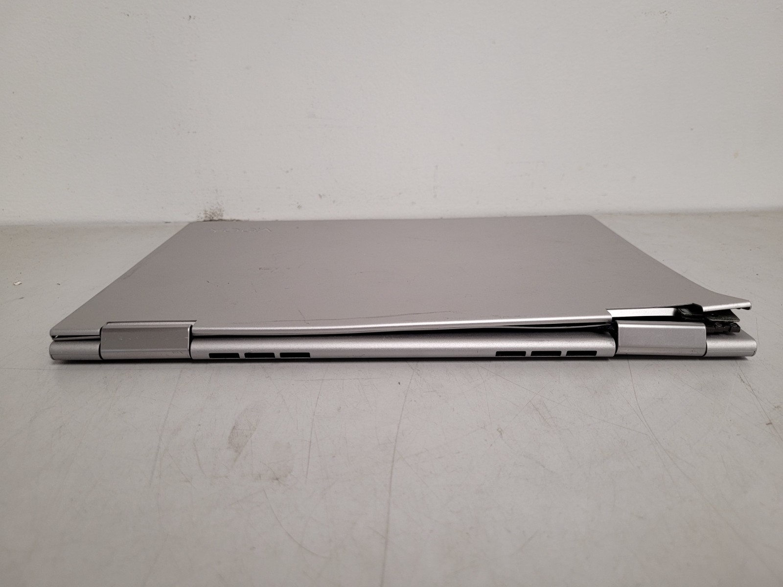 Lenovo yoga 730 131kb i5-8250u 1.6ghz 8gb ram no ssd *for parts READ MP1EXUL2