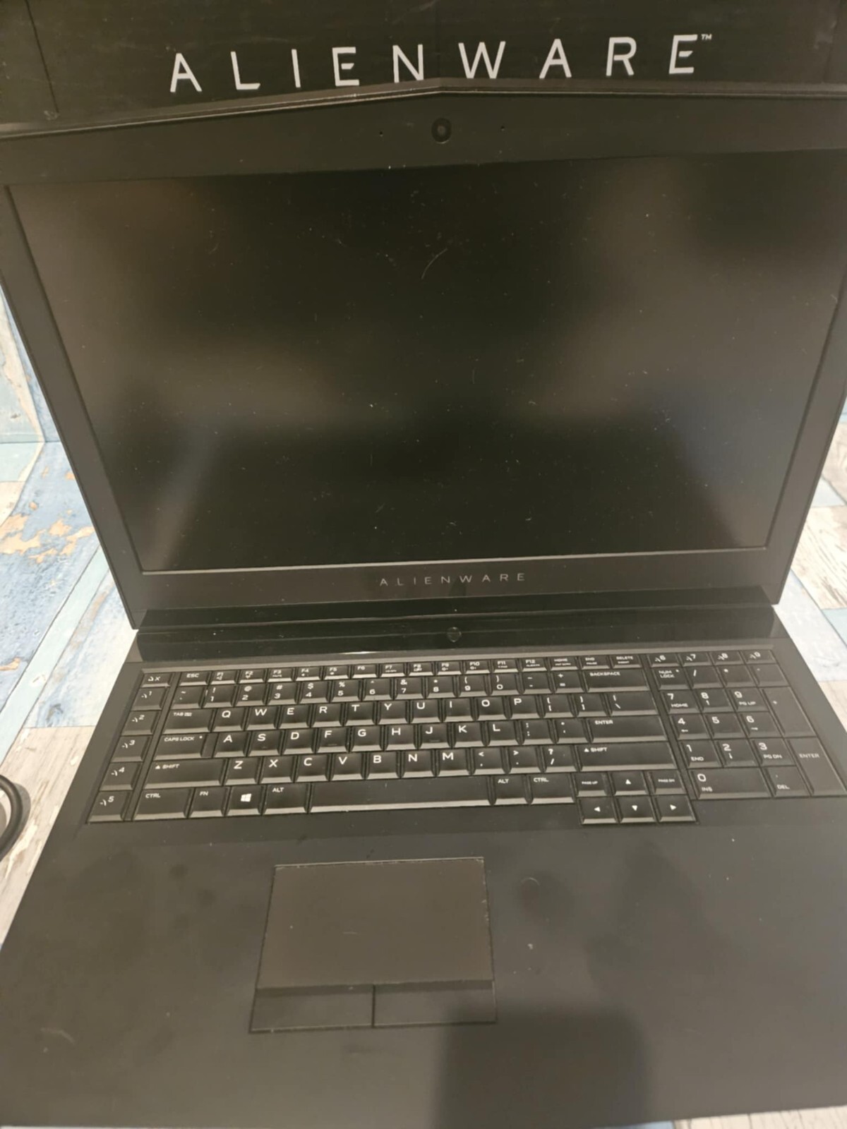 Alienware 17 R4 17.3″ Intel I7-7820HK, 32GB RAM, 1TB +256GB, New Battery