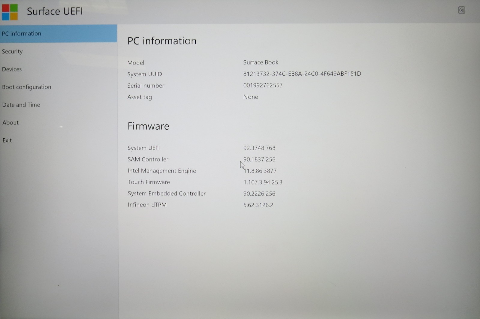 Microsoft Surface Book 13″ i5-6300U @ 2.4 8GB RAM 256GB Internal NVIDIA No OS