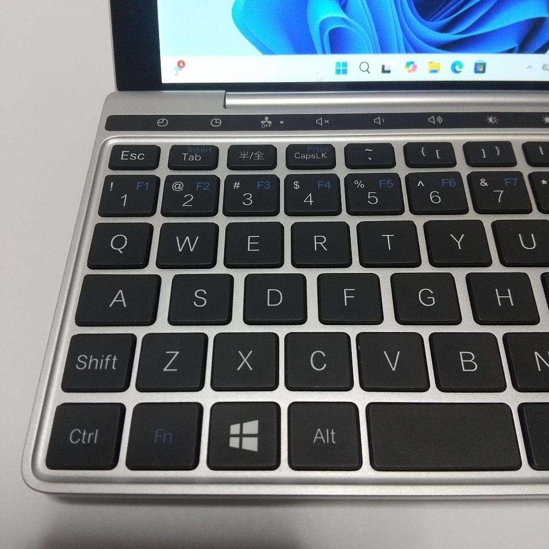 GPD Pocket 2 Windows10 7 inch ultra small laptop 8GB memory 128GB storage amber