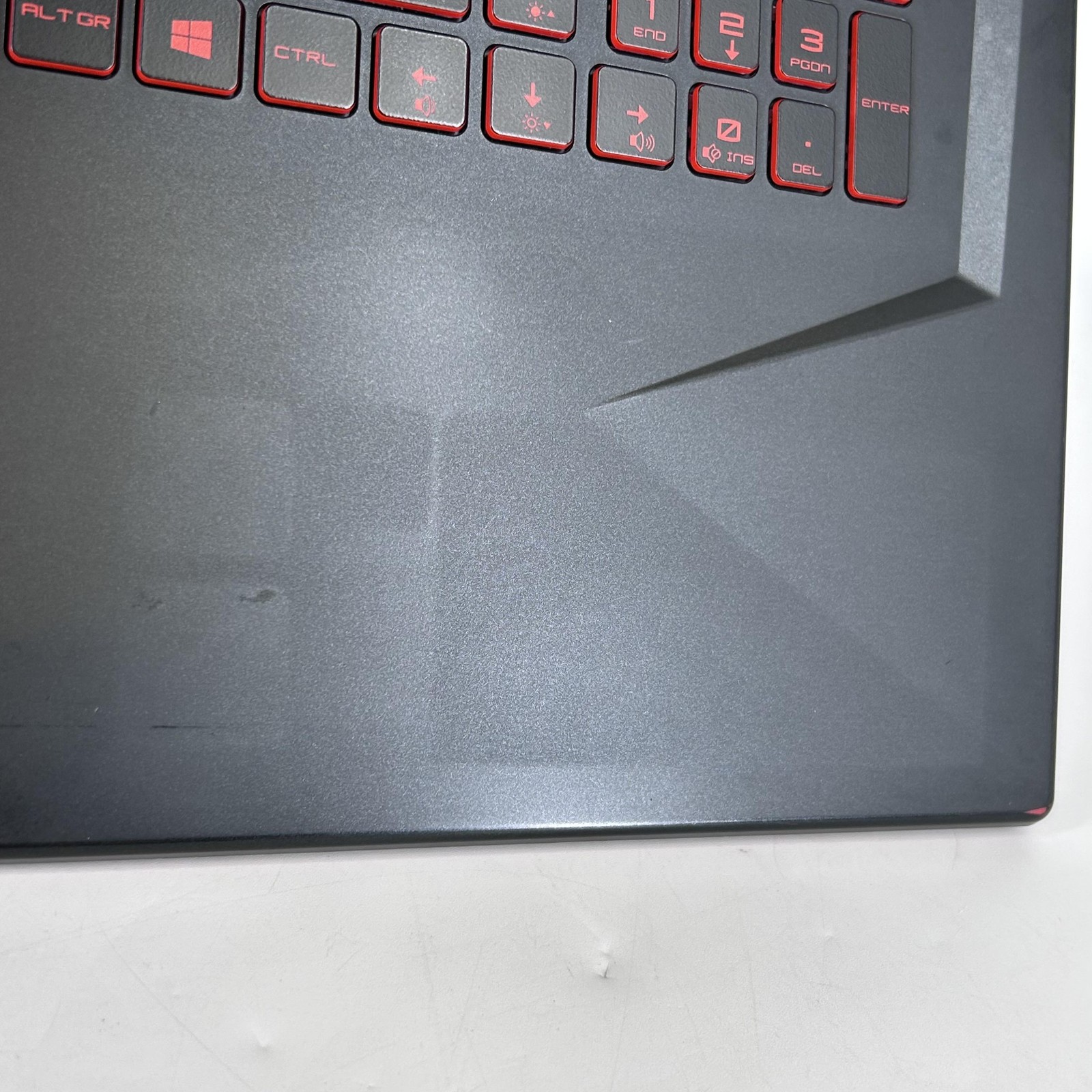 MSI Pulse GL73 16 FHD i7-8750H 2.20GHz 16GB 128GB SSD/1TB HDD GTX 1050 Ti Good