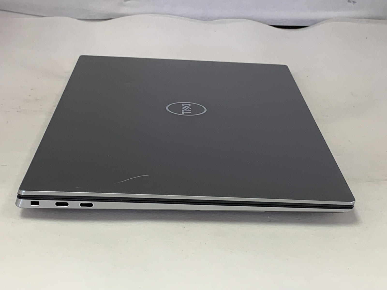 Dell Precision 5560 15.6″ UHD+ Touch i7-11850H 32GB 512GB NVMe NVIDIA T1200