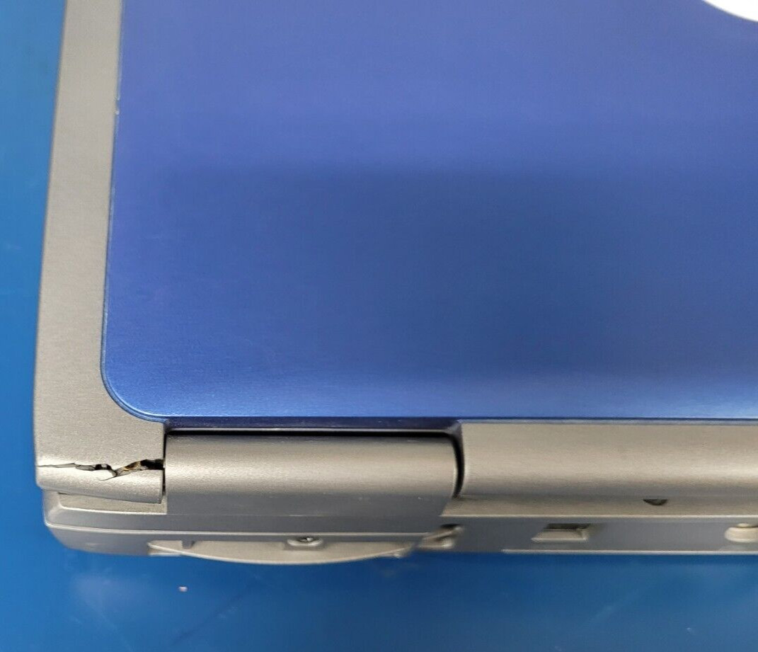 Dell Inspiron 1100 Intel Celeron 3.0 GHz 1024MB (1GB) RAM NO HDD NO CHARGER