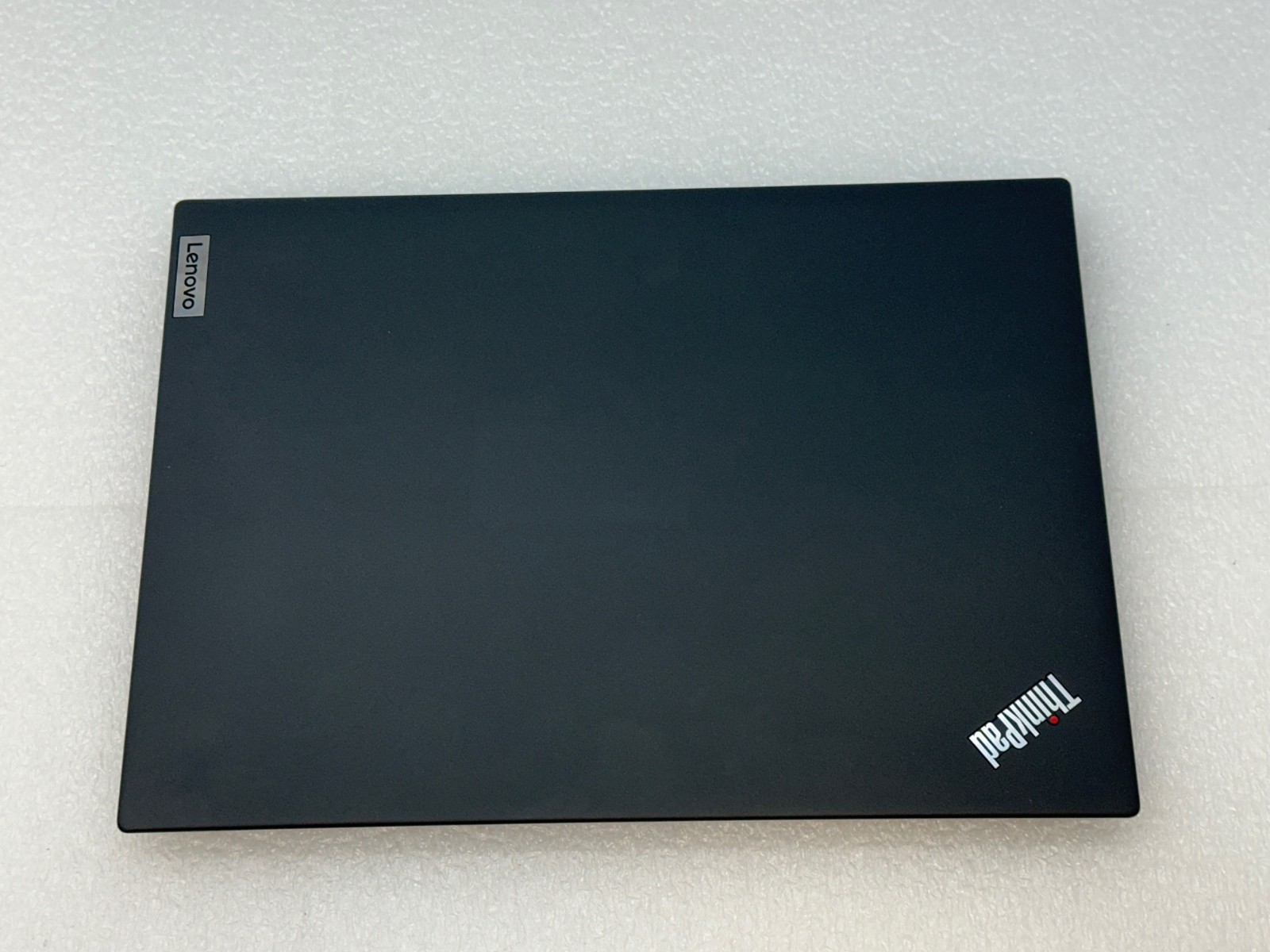 Lenovo ThinkPad T14s Gen 3 14″ WUXGA Intel Core i7-1270P 32GB 512GB LTE Version