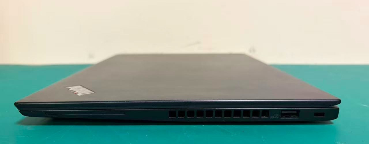 Lenovo ThinkPad T495s Touch Laptop AMD Ryzen 5 3500U 8G Ram 256G NVME Windows 11