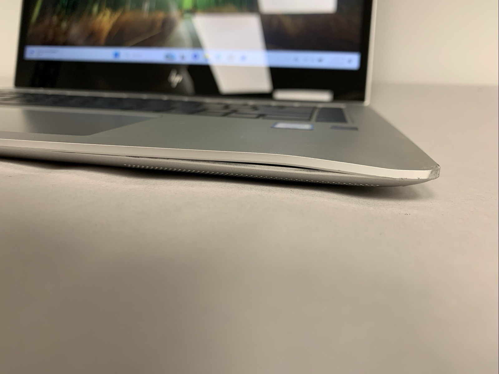 HP EliteBook 1040 G4 Touchscreen i7-7500U 16GB RAM 512GB SSD Win11 Pro