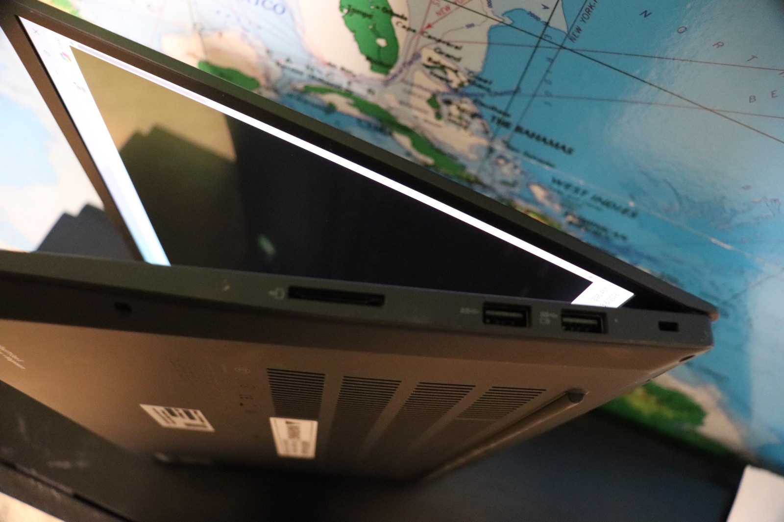 #2 Lenovo Think Pad P1 Gen 6 16 OLED 2.6 GHz i9-13900H 32GB 1TB SSD RTX 2000 Ada
