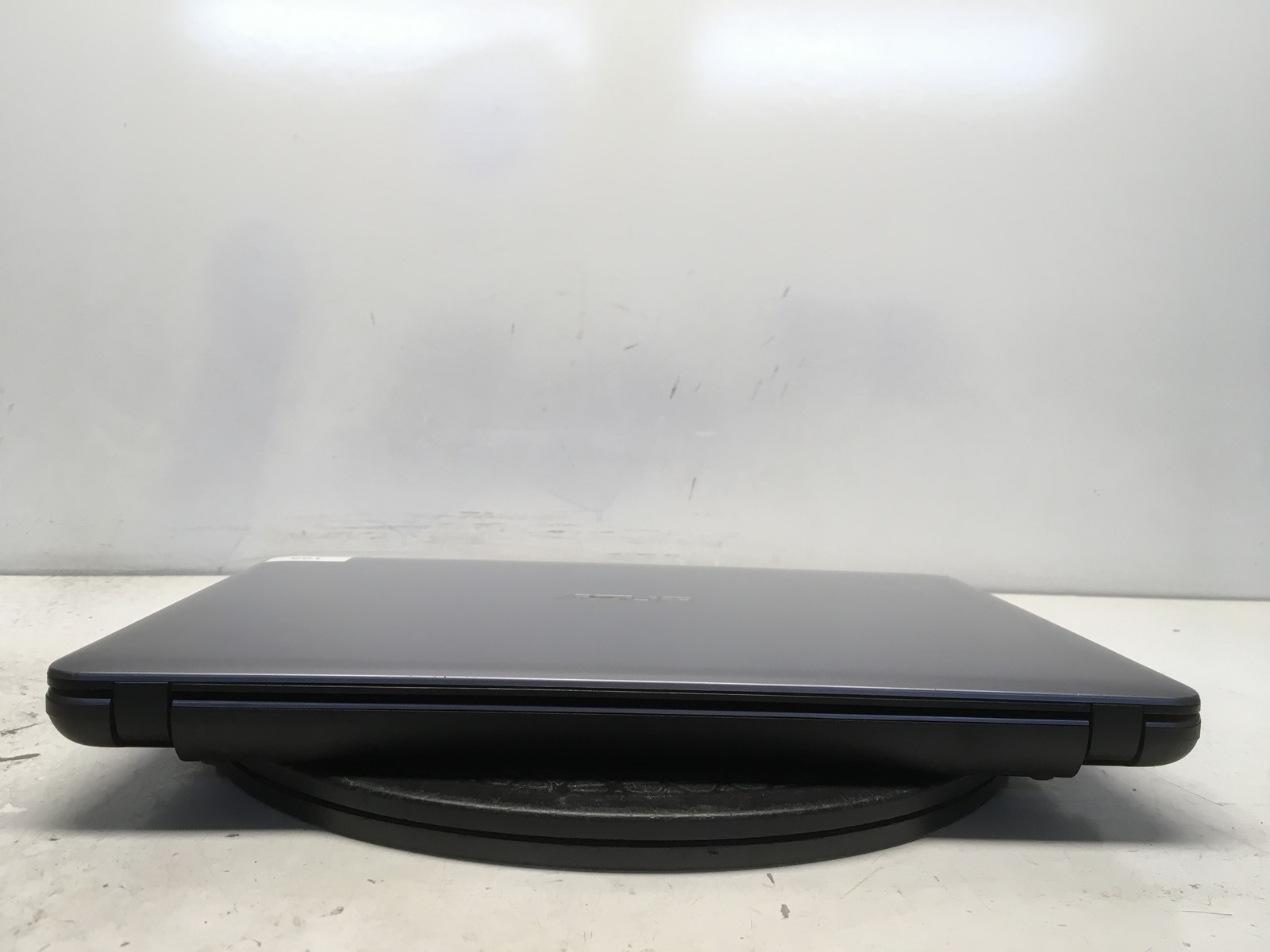 Asus VivoBook Max X441BA-CBA6A AMD A6-9225 2.6GHz 4 GB NO HDD No Batt