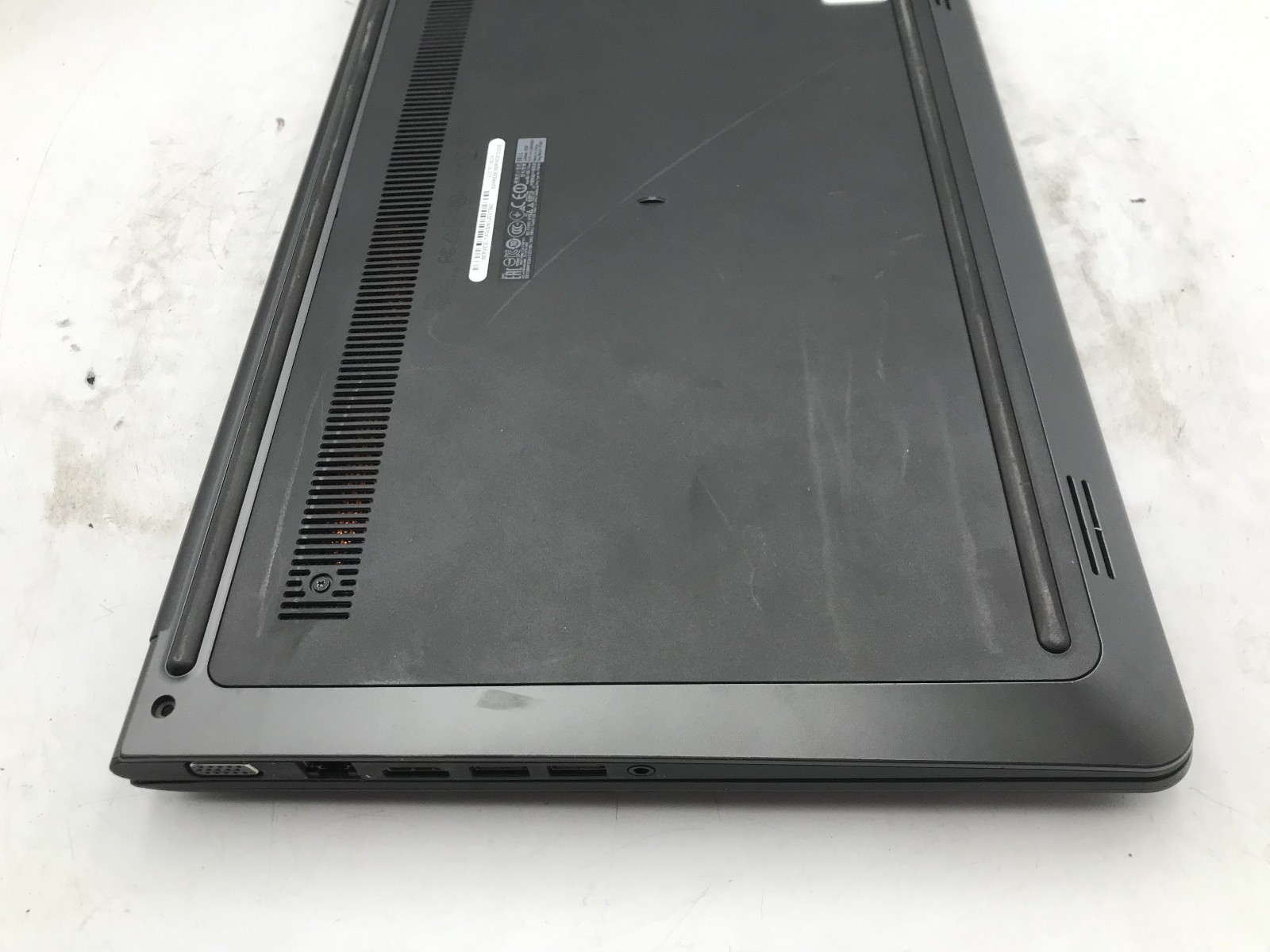 DELL LATITUDE 3550 – FOR PARTS/REPAIR – INTEL I5 1355U – NO RAM – READ DESC -BB