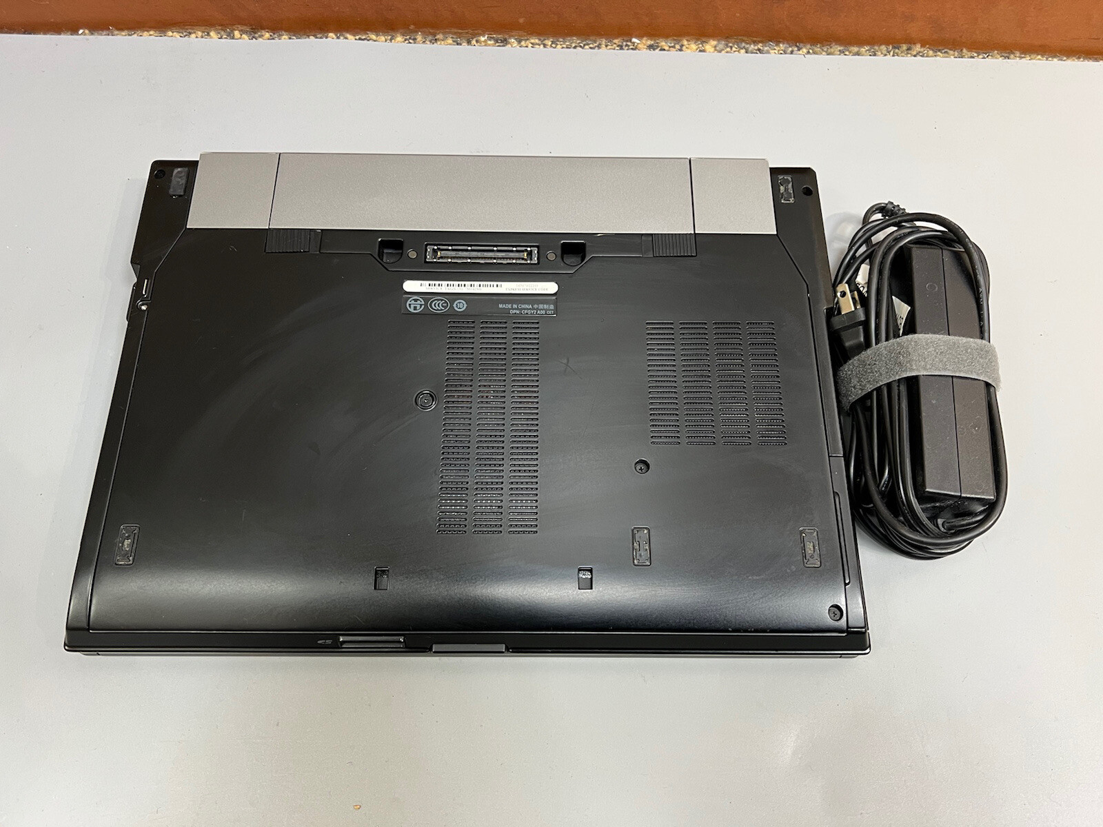 Dell Latitude E6410 Core i5 M520 4GB RAM 320GB HDD WEBCAM BLUETOOTH NVIDIA NVS