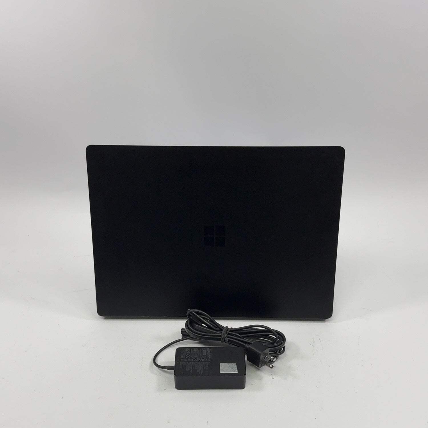Microsoft Surface Laptop 3 13.5″ i7-1065G7 1.3GHz 16GB RAM 256GB SSD