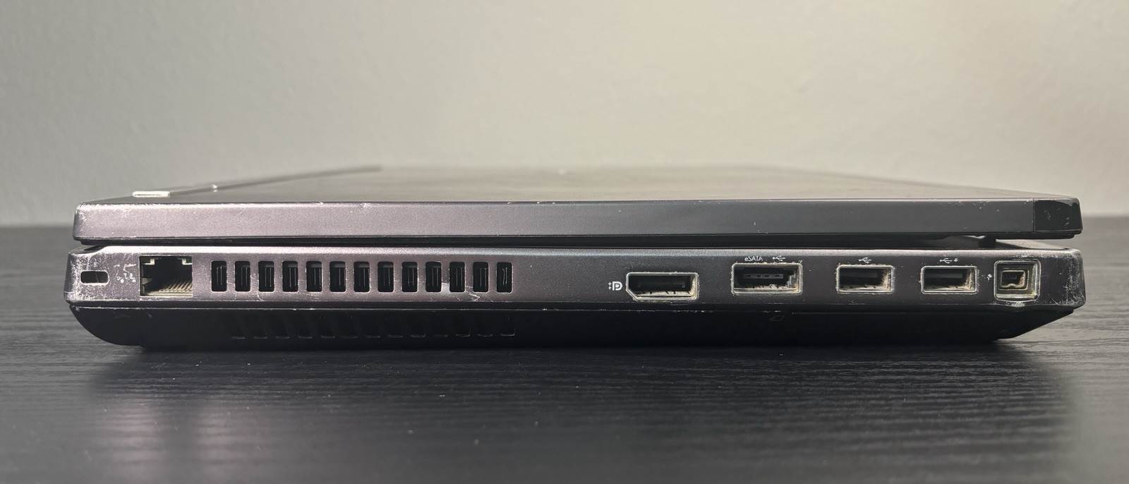 HP EliteBook 8570w Mobile Workstation Intel Core-i7 3740QM, black screen on boot