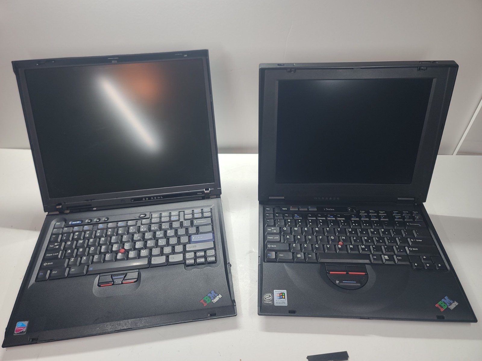 IBM ThinkPad R50e/ IBM ThinkPad I Series. No HARD-DRIVES. Untested
