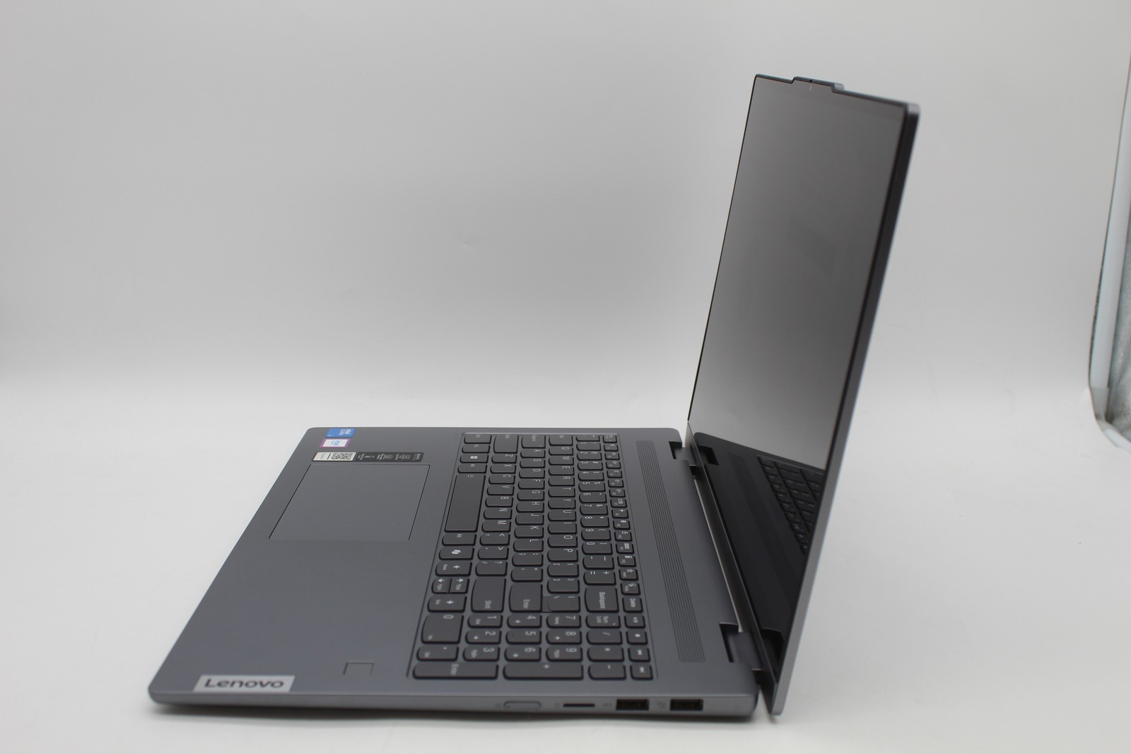 Lenovo IdeaPad 5 16″ Touch Intel Core 5 120U 1.4GHz 16GB 512GB SSD PC1744671