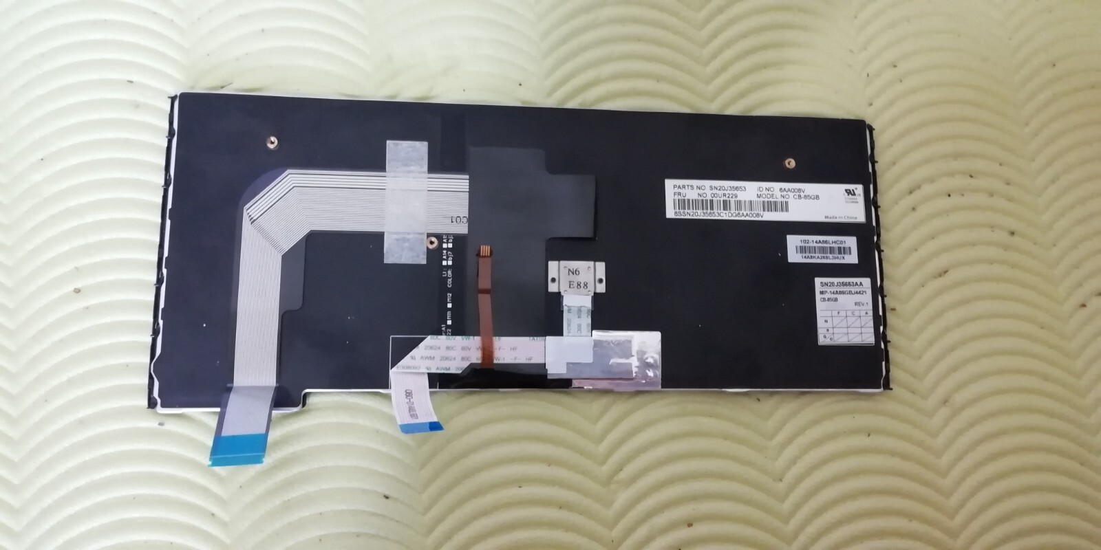 Lenovo THINKPAD 460 Yoga Keyboard Buttons and Full Box For Parts