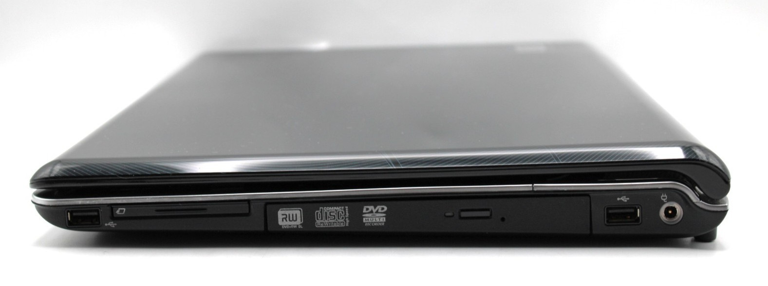 HP Pavilion dv9500 AMD Turion X2@1.9GHz 4GB DDR2 NO STORAGE OR OS *USED/TESTED*