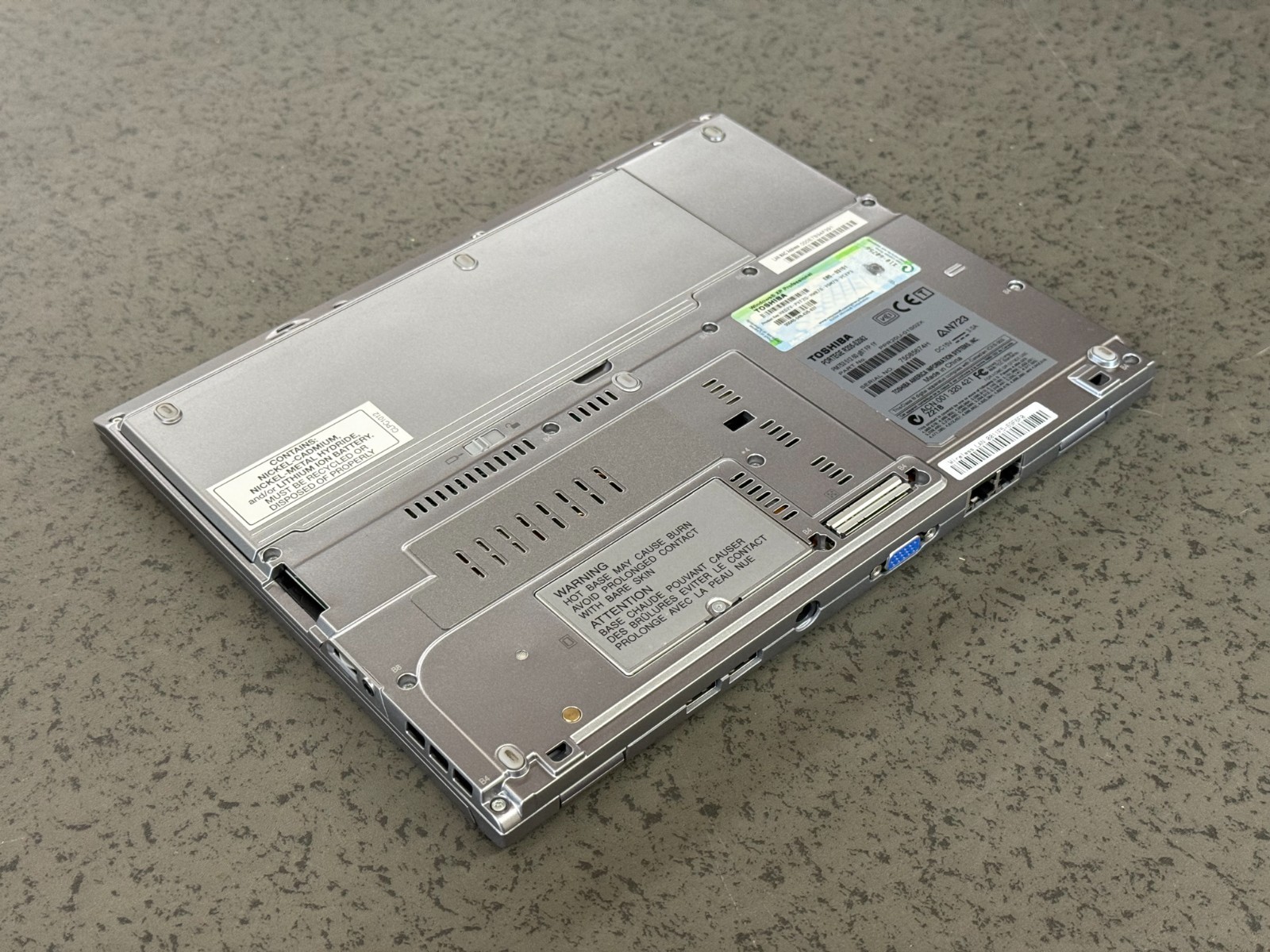TOSHIBA Portege R205-S2062 Laptop Pentium M 1.20GHz, 512MB, 60GB HDD