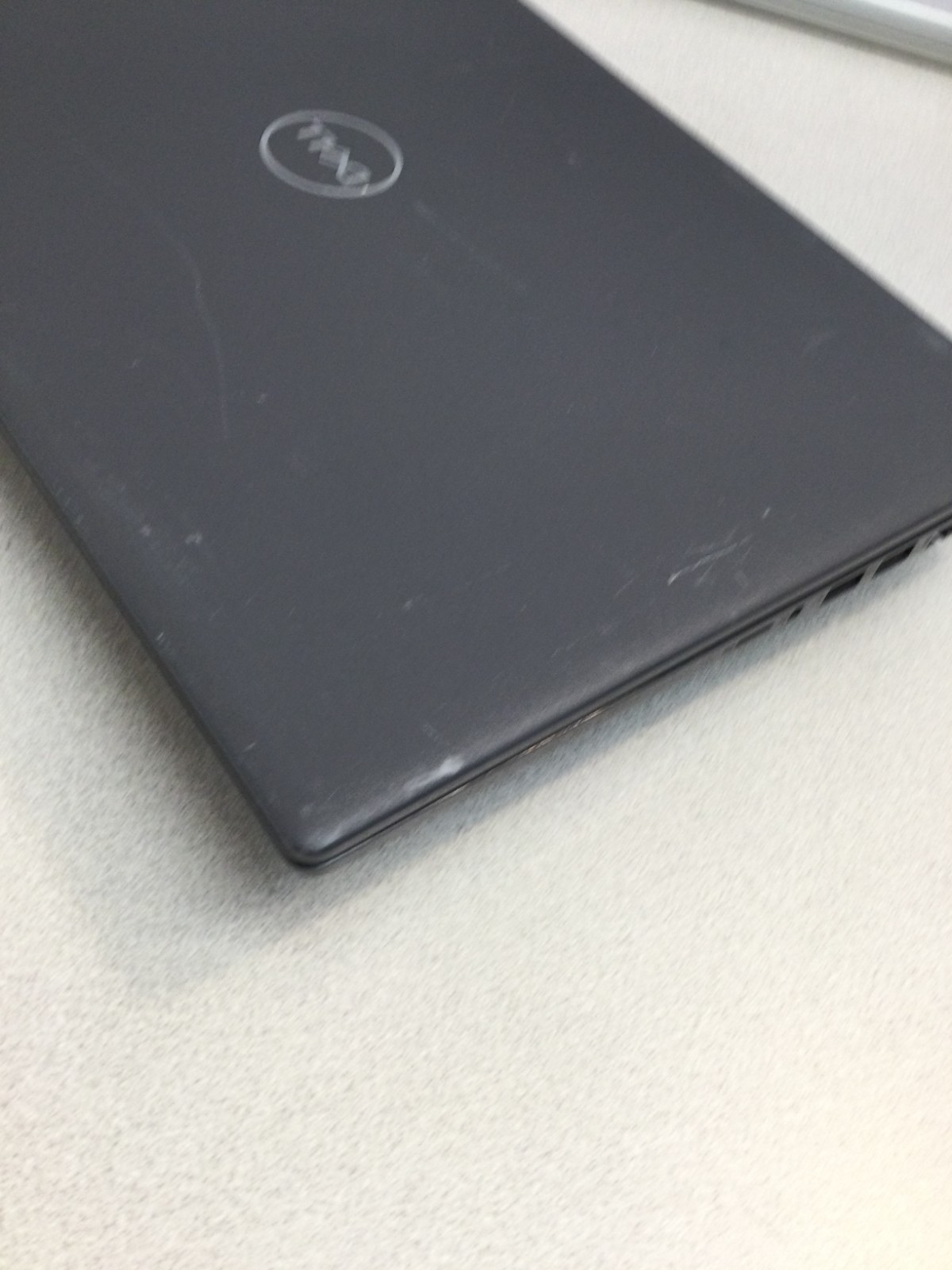Dell Latitude 3510 15.6″Core i5 10TH GEN 12GB RAM 256GB SSD 1.60ghz** RAED**