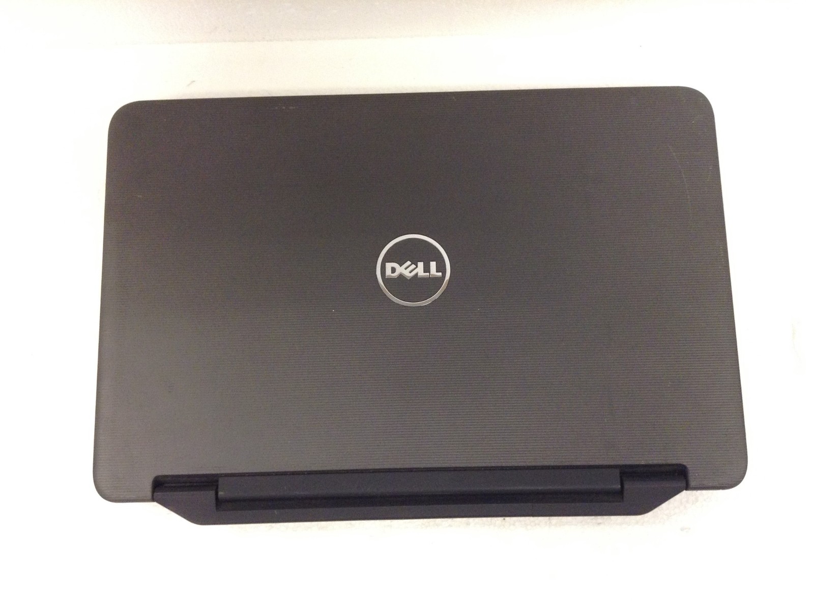 Dell Vostro 1540 Laptop 15.6″ i3-M370 2.40GHz 8GB RAM Ac adapter, No HDD, WORKS