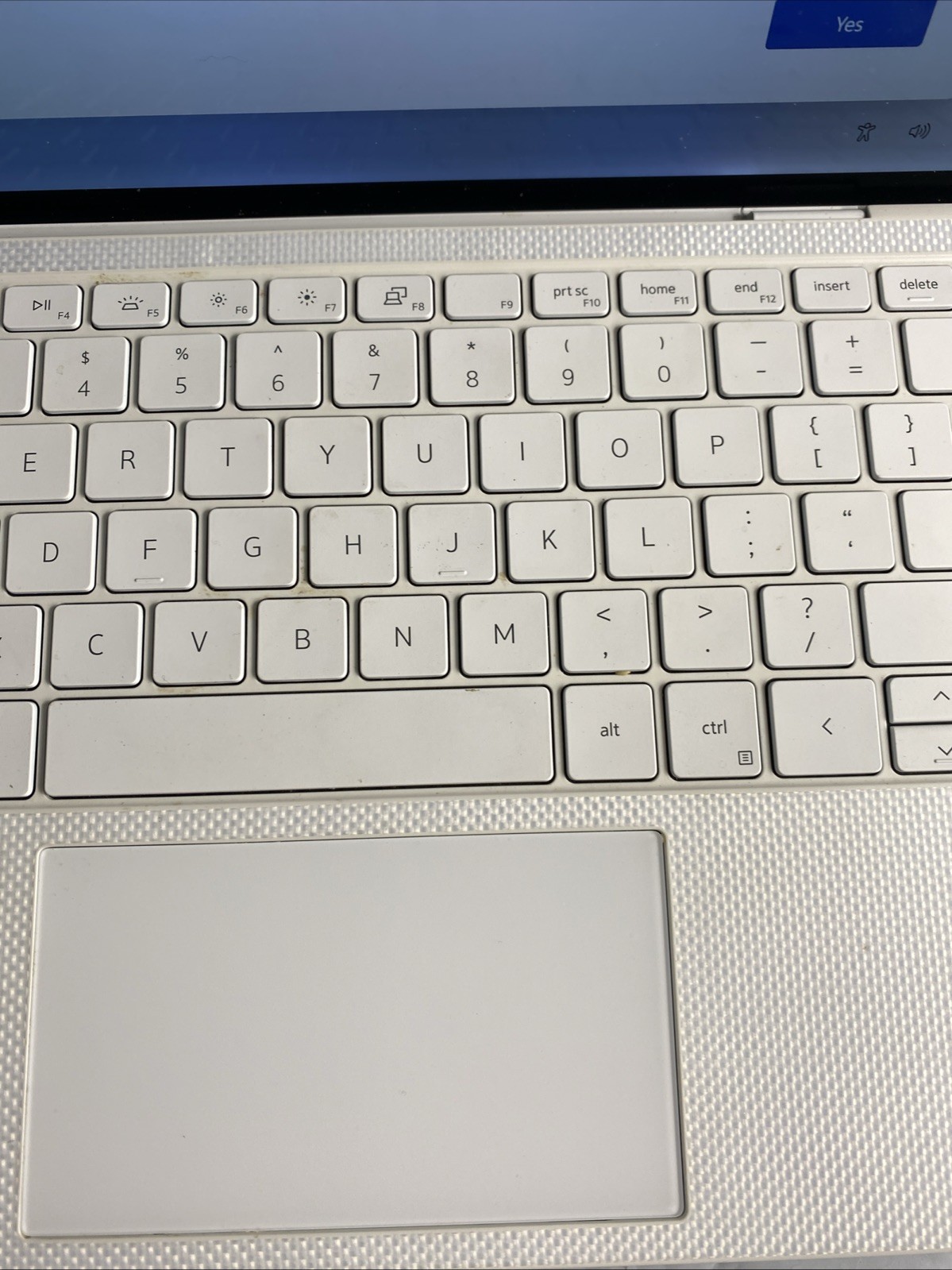 Dell XPS 13 – 512GB SSD, Intel Core i7 10th Gen 16GB RAM – No Box No Cable