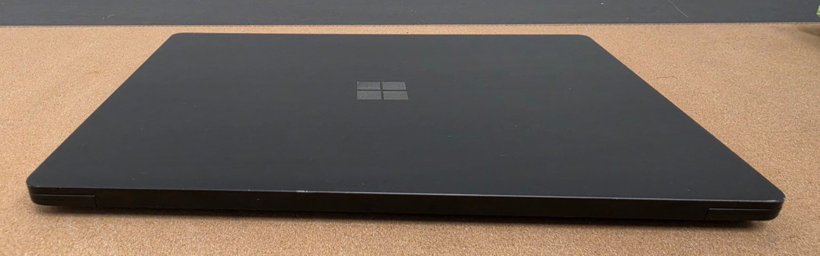 Microsoft Surface Laptop 4 i7-1185G7 13.5″ Touch 32GB Ram 1TB SSD Win 11 Pro