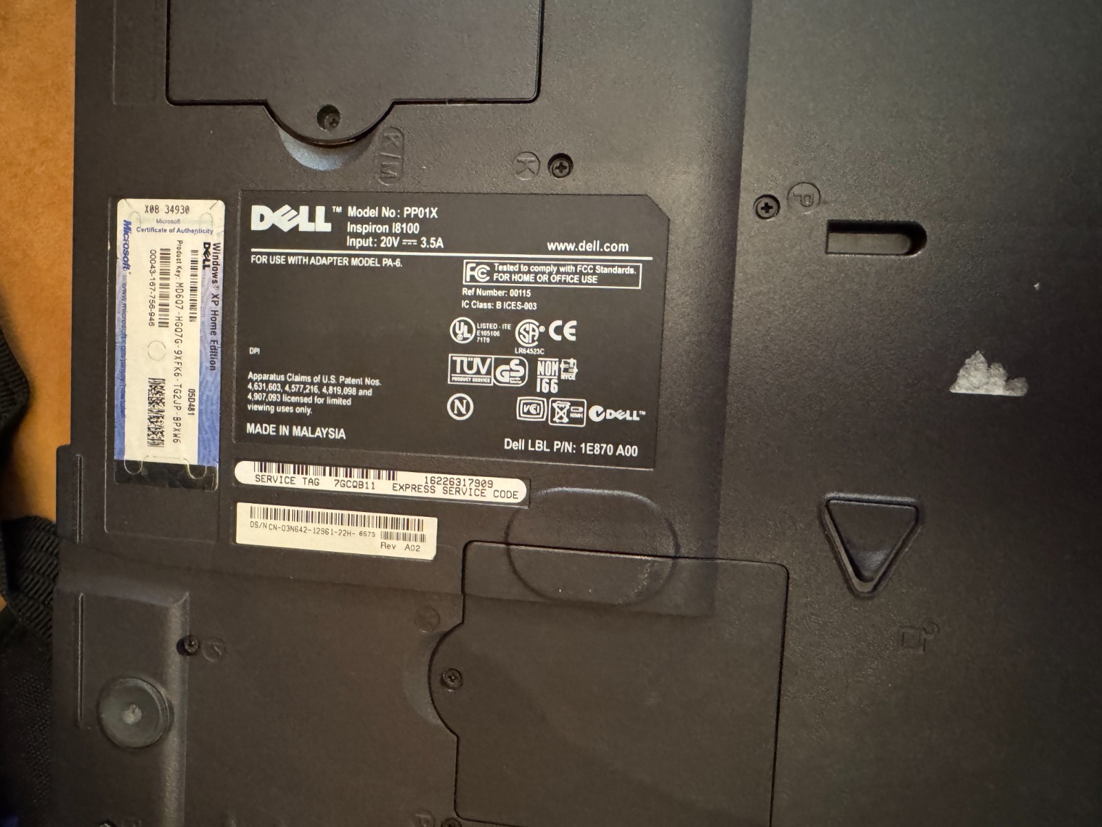 WORKING Vintage Dell Latitude Laptop & case C800 PP01X Vintage Gamer Windows XP
