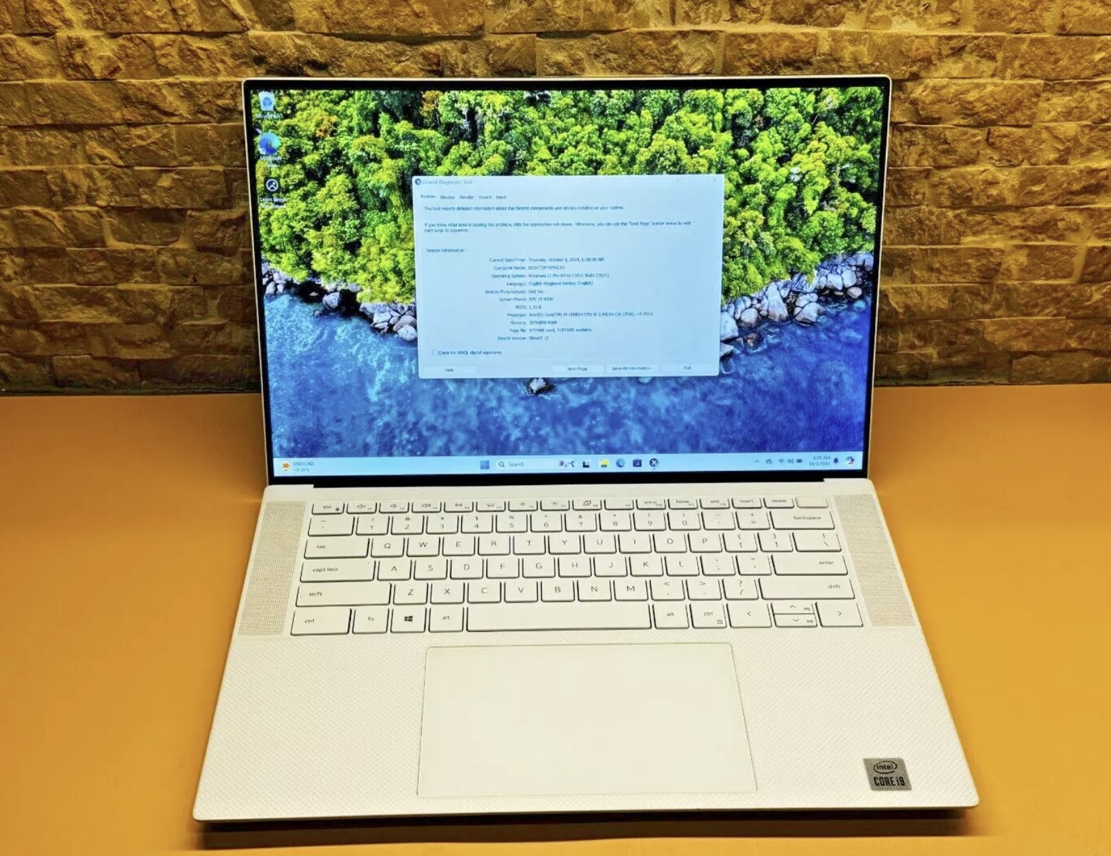 Dell XPS 15 9500 i9-10885H 2TB SSD 32GB DDR4 GTX 1650 TI UHD TOUCH 4K – White