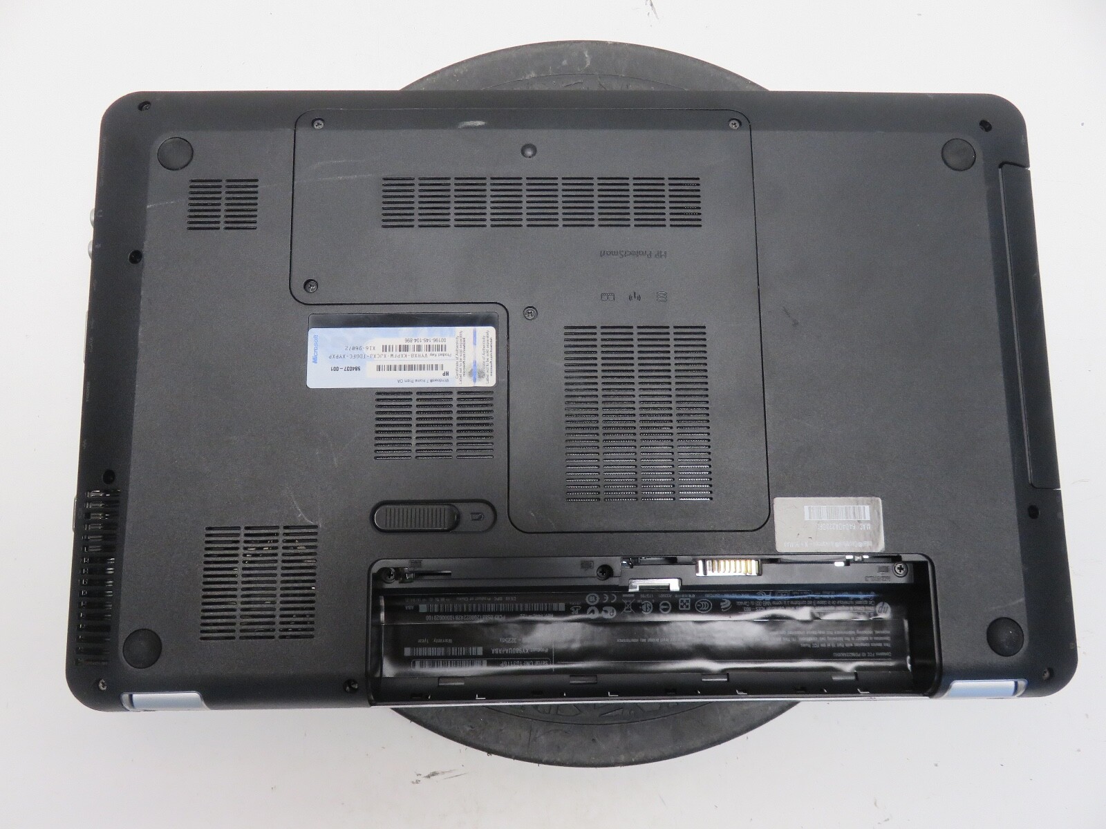 HP Pavilion DV6-3225dx Intel i3-M350 2.27GHz 4 GB NO HDD No Batt