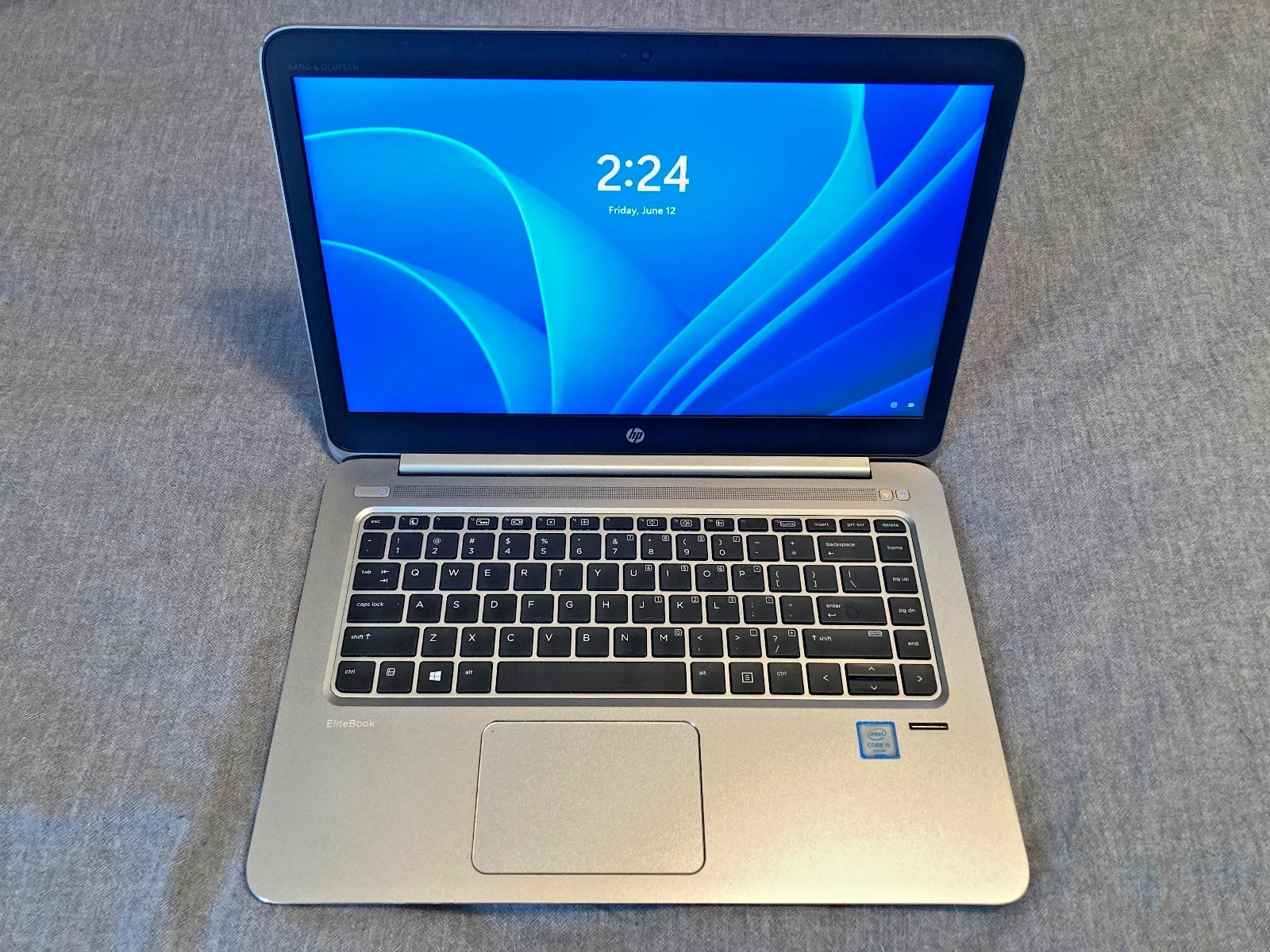 HP EliteBook Folio 1040 G3 14” – Intel i5-6300U – 8GB RAM – NO SSD