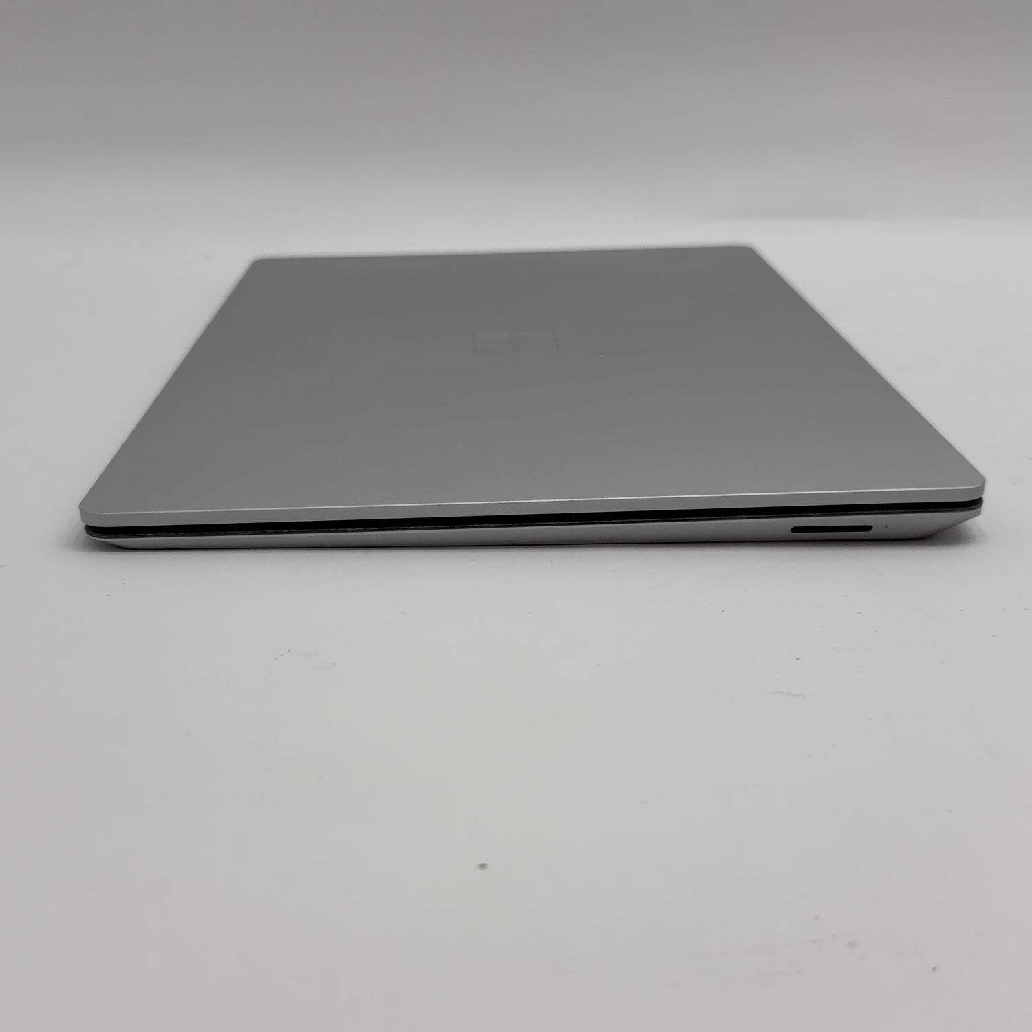 Microsoft Surface Laptop 3 1867 13.5″ i5-1035G7 1.5GHz 8GB RAM 128GB SSD
