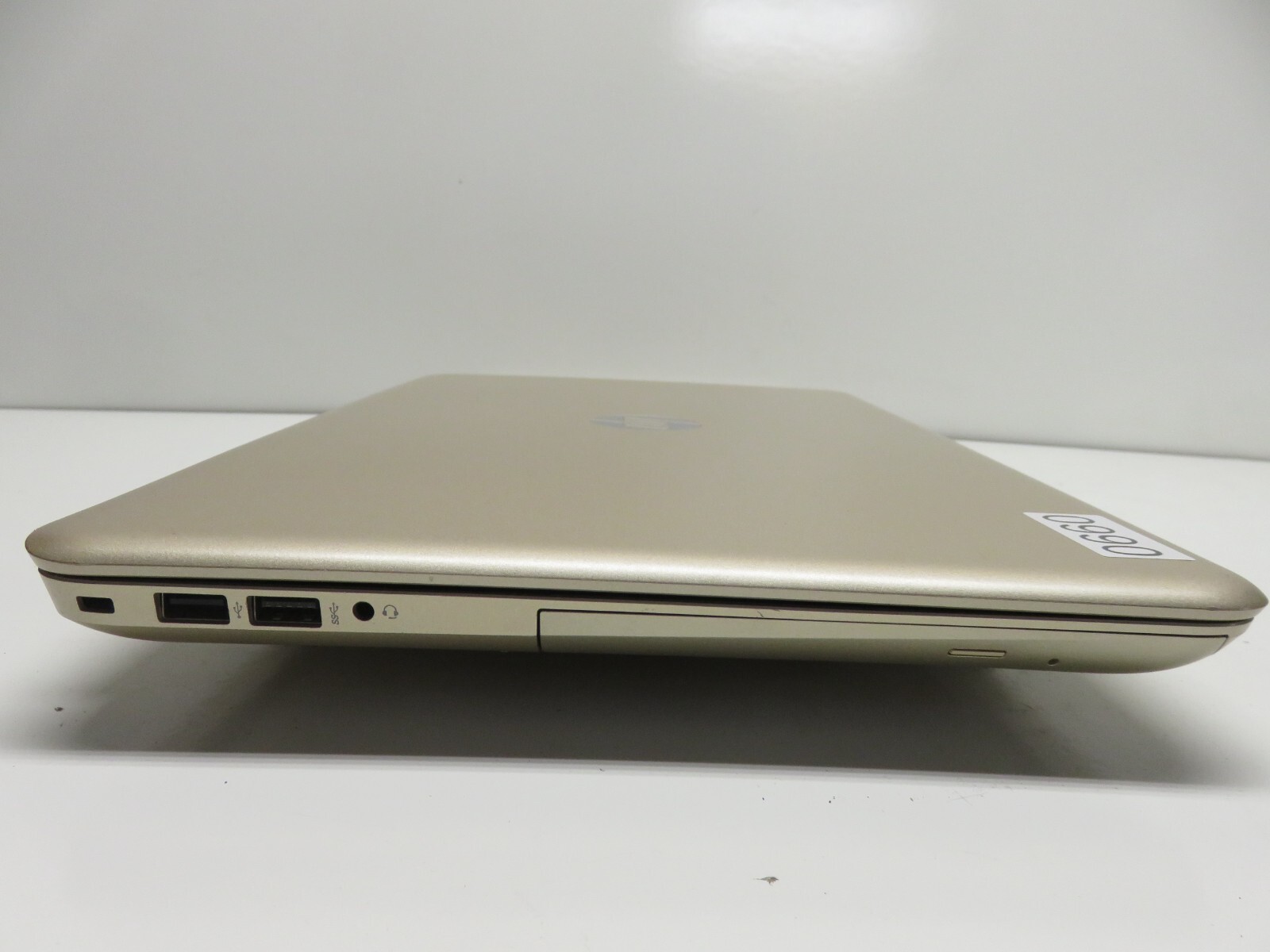 HP 15t-AU000 Laptop Intel Core i5-6200u 2GB DDR4 Ram No HDD