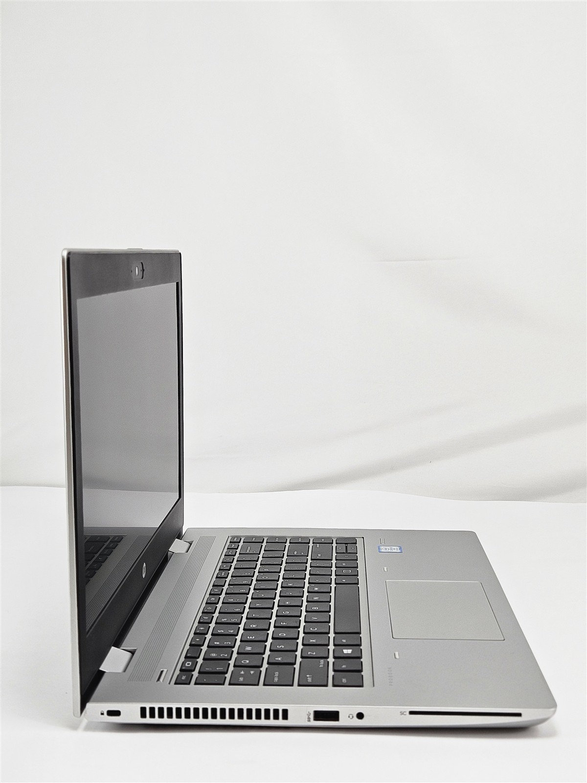 HP 14″ ProBook 640 G4 Intel Core i5-8350U 16GB RAM No Storage UHD Graphics 620