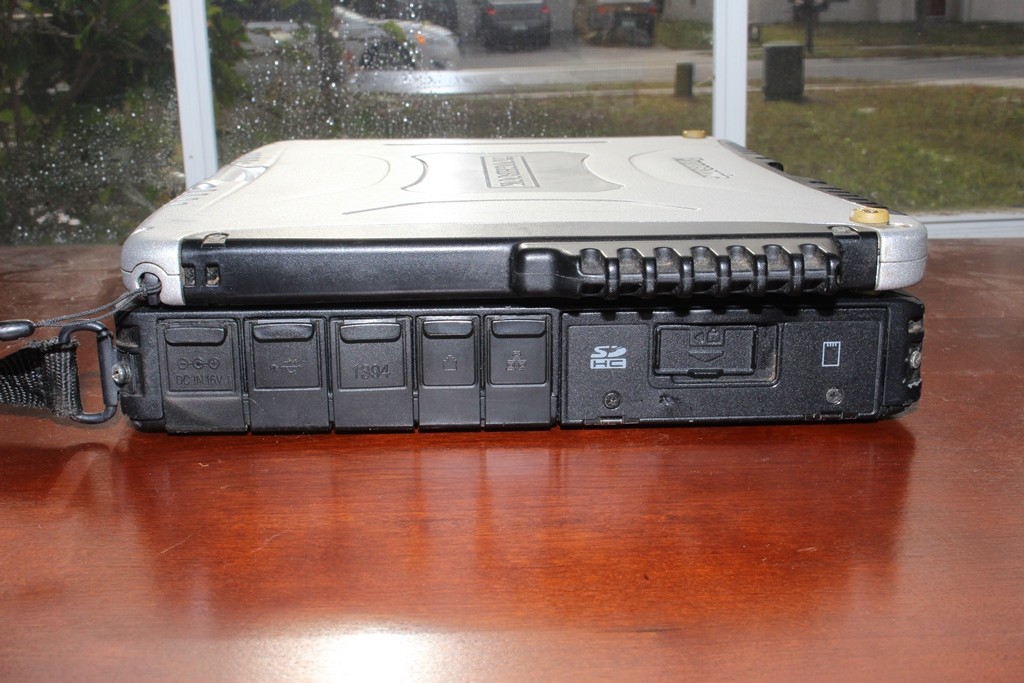 Panasonic Toughbook CF-19 MK4 i5 4GB, TOUCHSCREEN , 128 SSD.WIN 10 PRO 64BIT