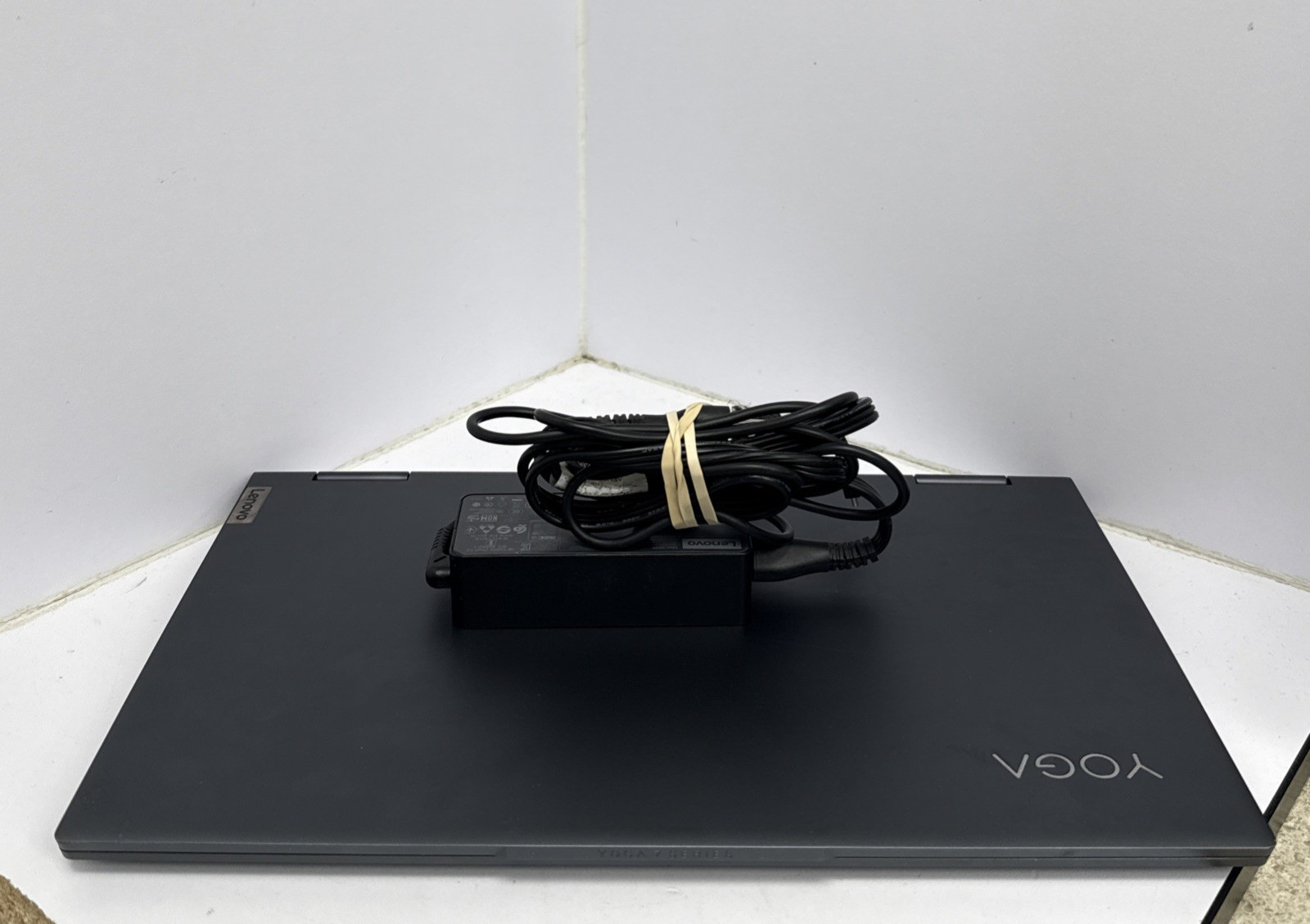 Lenovo Yoga 7 15ITL5 Touch Screen Laptop with Charger
