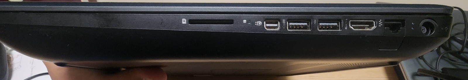 HP OMEN 17 inch gaming laptop Intel i7-7700HQ NVIDIA GTX 1060 32GB RAM 2TB SSD