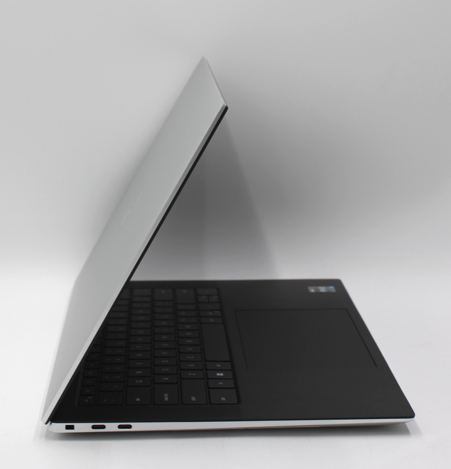 Dell XPS 15 9530 i7-13700H 32GB 512GB 3456×2160 RTX 4060 Windows 11 Pro