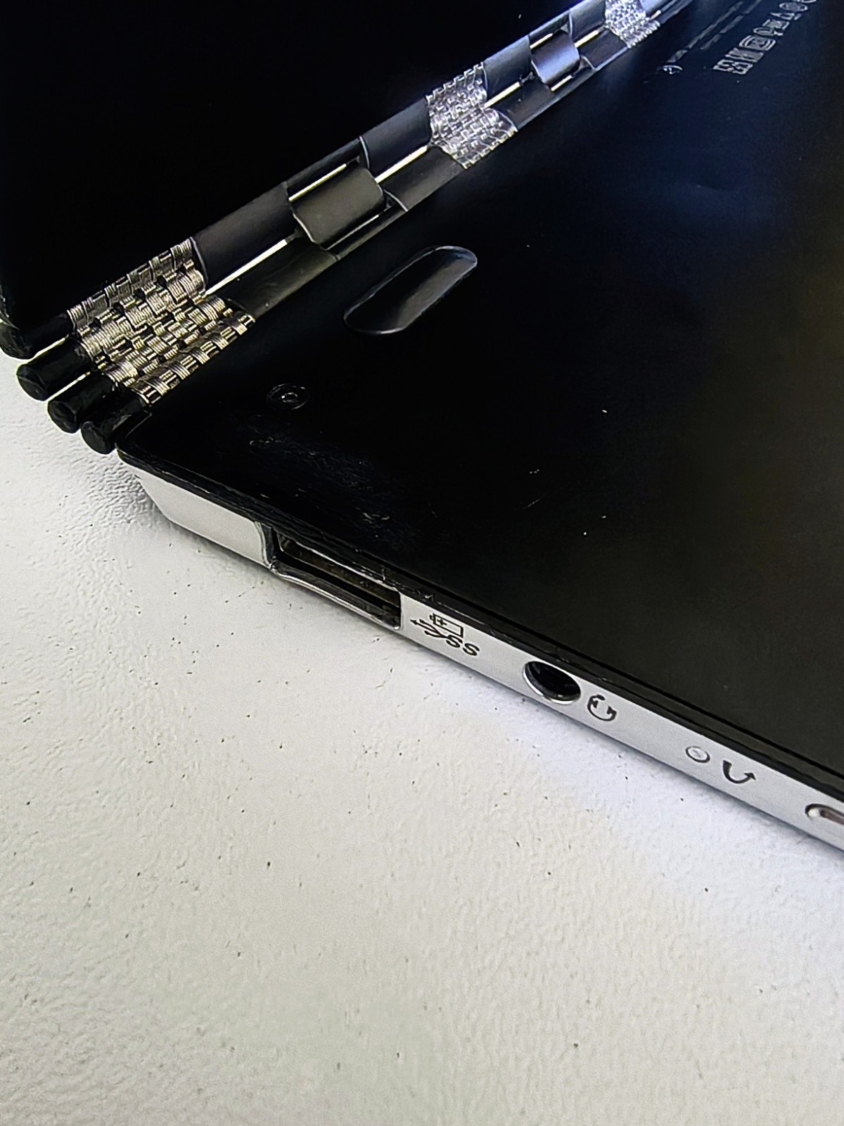 Yoga 910 x360 i7 7th 512G Win11 battery loads 10-15 hours