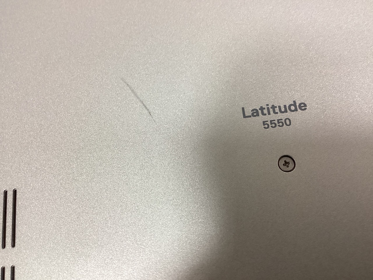 Dell Latitude 5550 15.6″ FHD Ultra 5 125U 16GB 512GB SSD WiFi 6E W11P (CN62X)