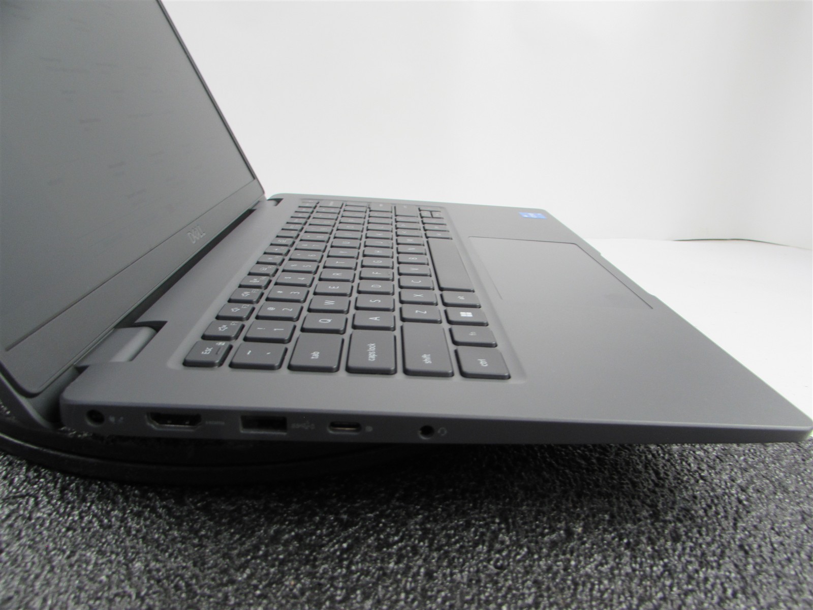DELL LATITUDE 3440 1366X768 14″ CORE I5-1335U 256GB SSD 16GB RAM NO O.S