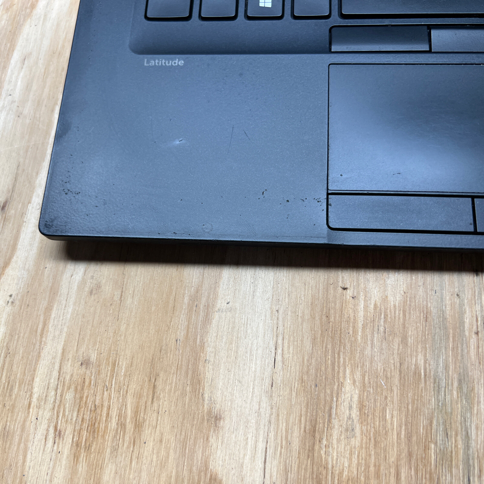 Dell Latitude 14″ 7480 Laptop Core i5-7200U 8GB 256GB SSD Windows 11 Webcam