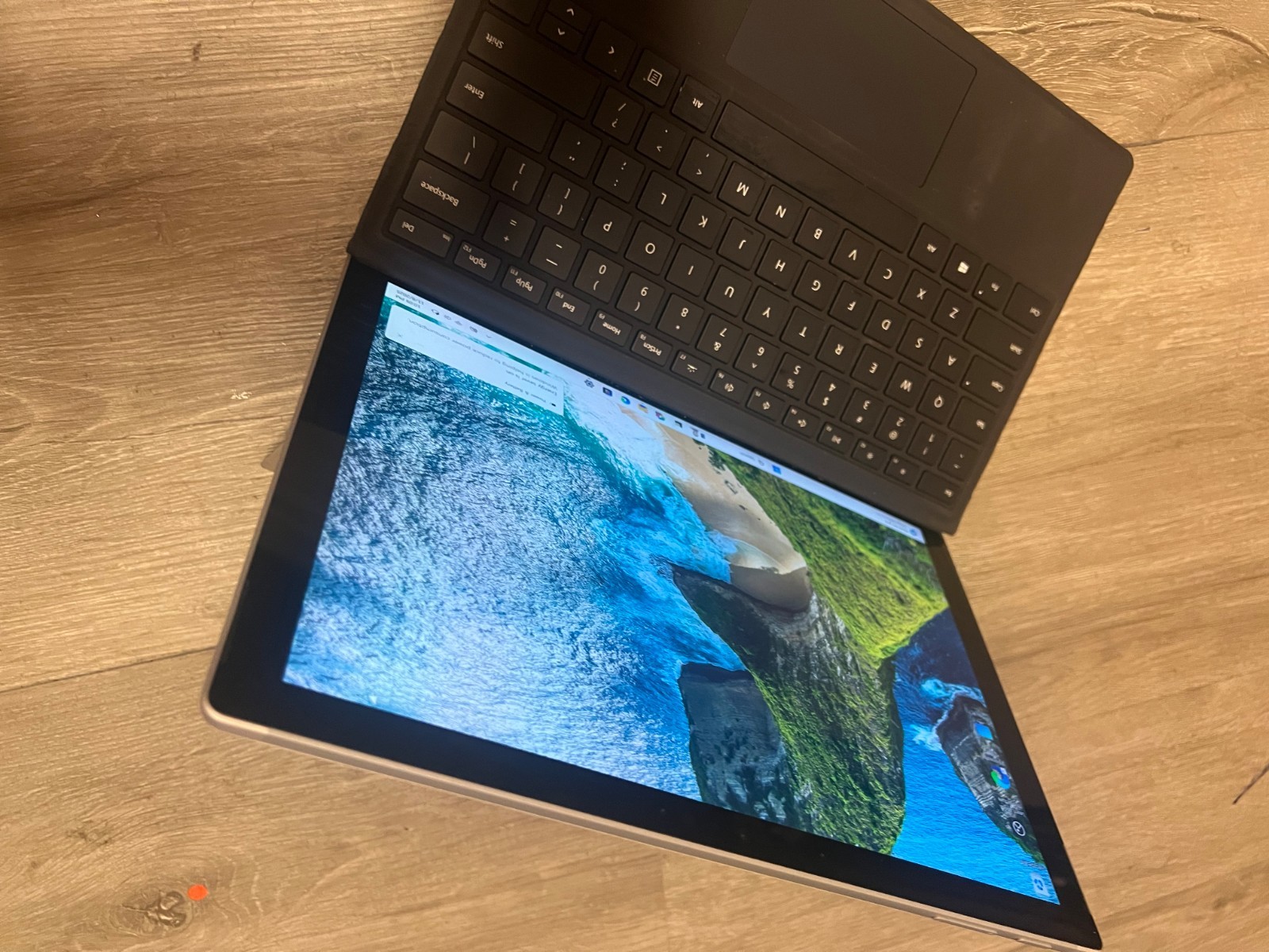 Microsoft Surface Pro 7+ 12.3″ (256GB SSD, Intel Core i5 11th Gen., 2.40 GHz